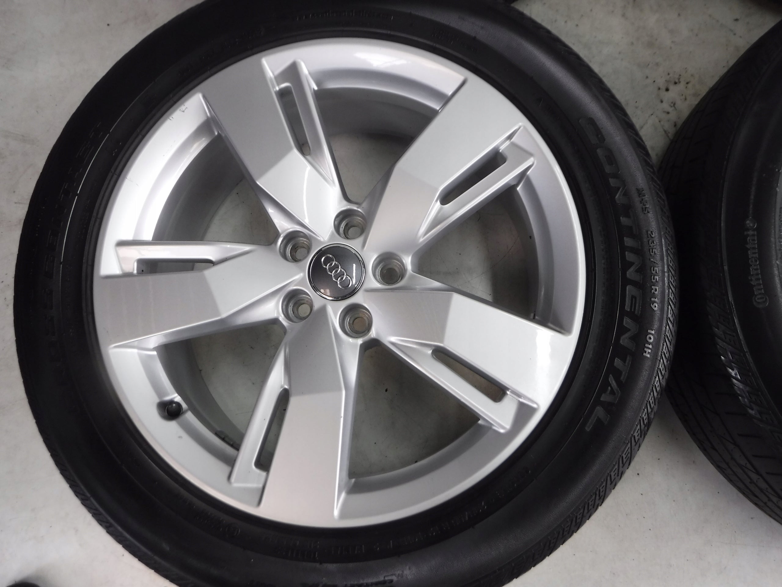 Alu Felge Audi Q5 Aluminum rim 19 Zoll 8.0J 5x112 39ET