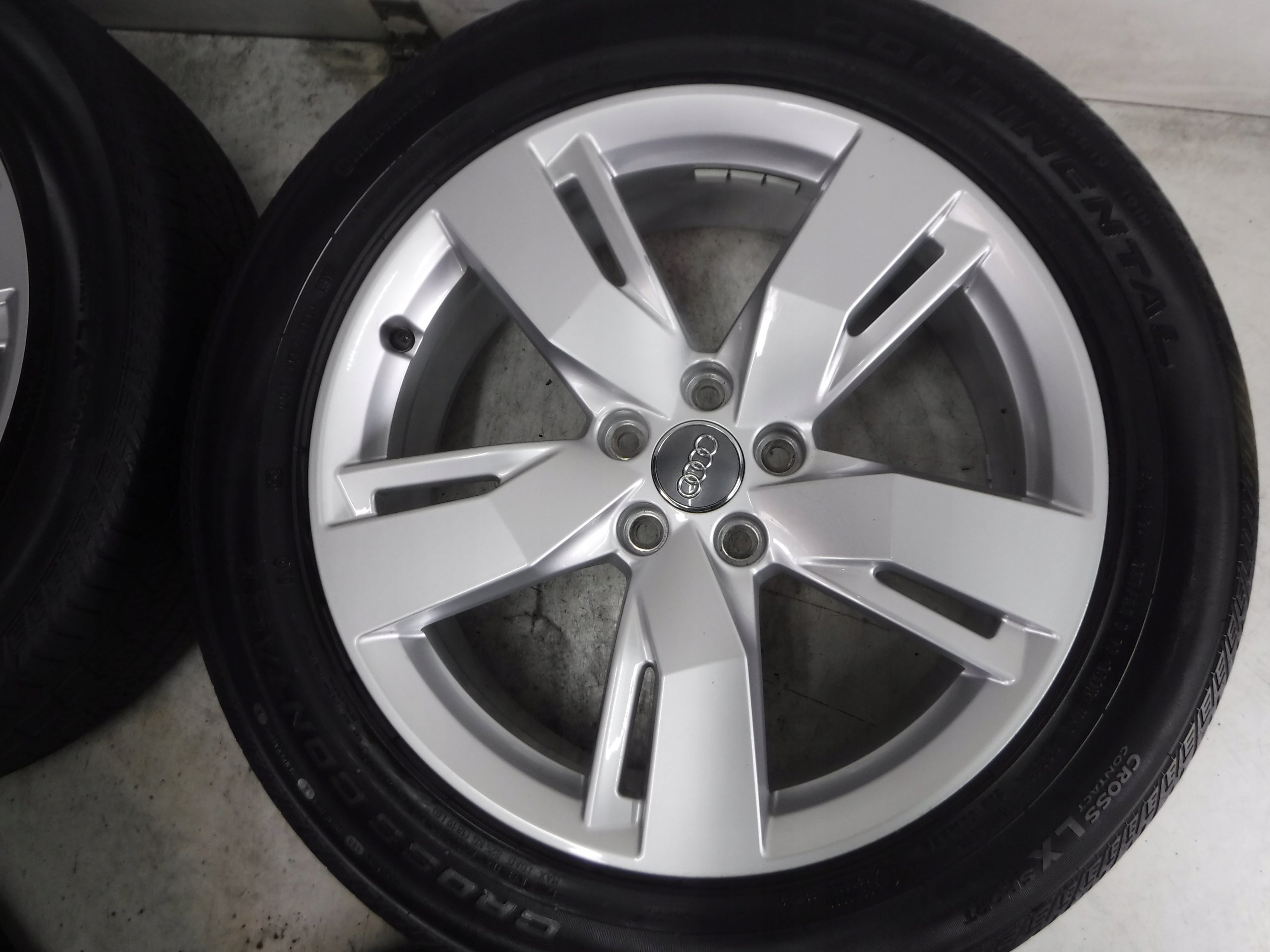 Alu Felge Audi Q5 Aluminum rim 19 Zoll 8.0J 5x112 39ET