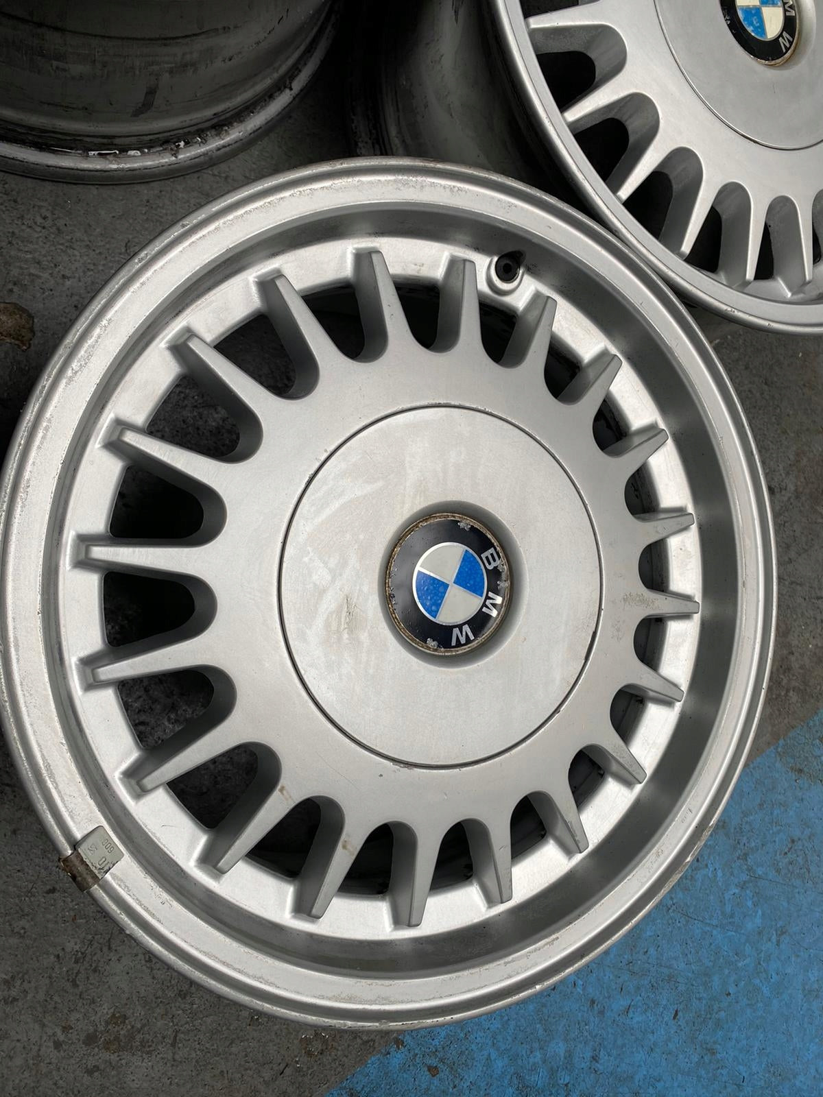 Alu Felge BMW E32 X1 Aluminum rim 15 Zoll 7.0J 5x120