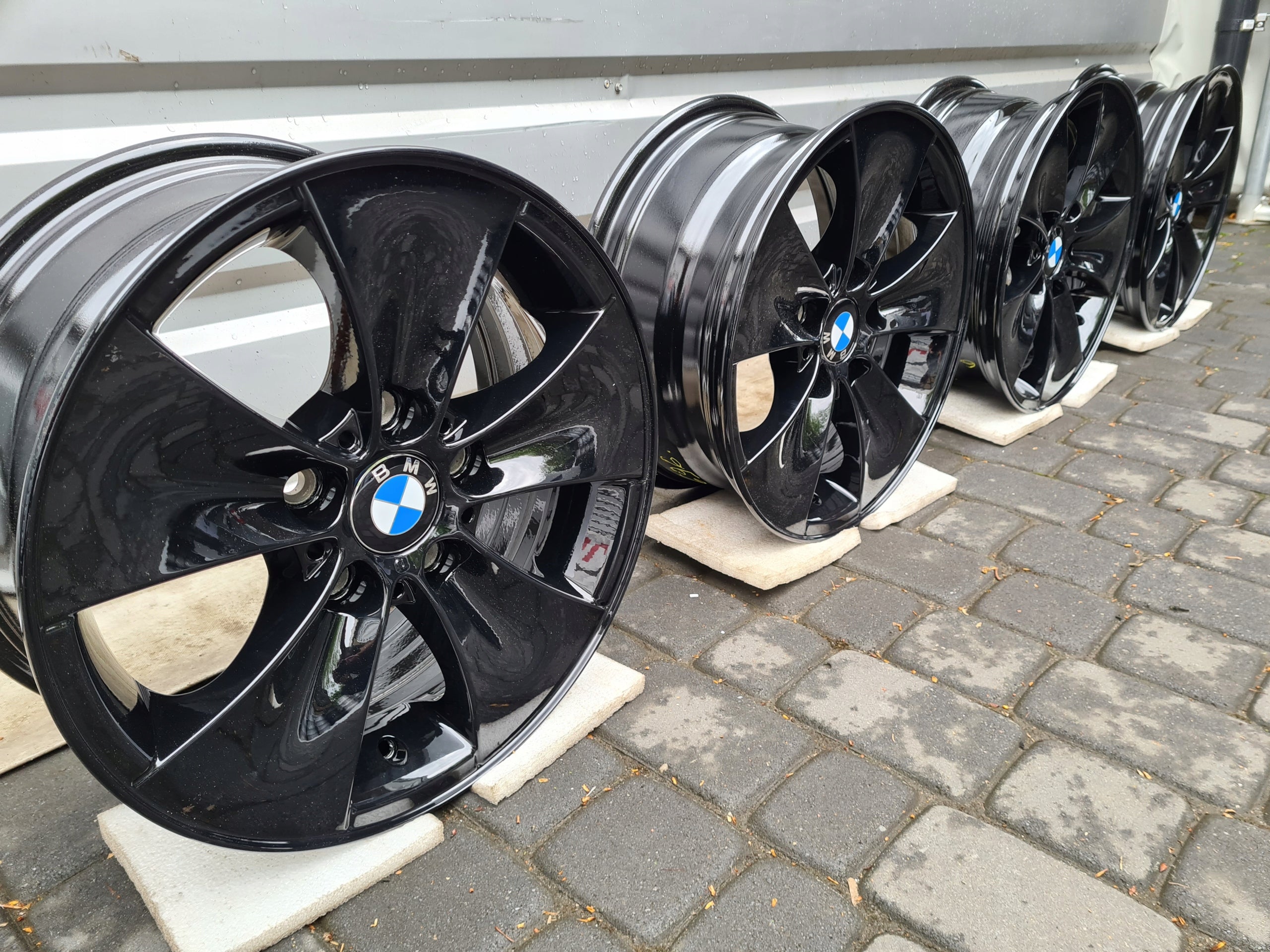 Alu Felge BMW E91 E46 E90 F30 E87 E36 X1 E90 E91 F31 F30 F31 16 Zoll 7.0J 5x120 34ET