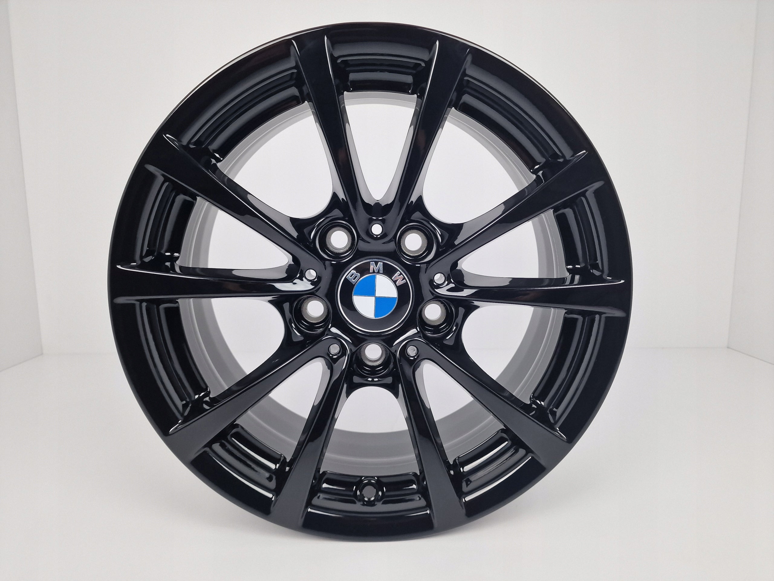 Alu Felge BMW E91 E46 E90 F30 E87 E36 X1 E90 E91 F31 F30 F31 16 Zoll 7.0J 5x120 31ET