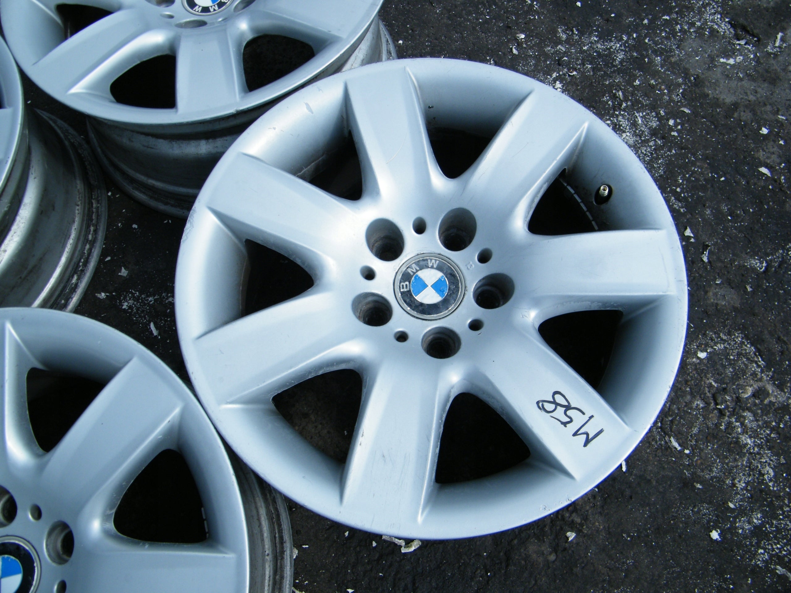 Alu Felge BMW E60 E38 M5 E61 E39 X1 E60 E61 17 Zoll 8.0J 5x120 23ET 1094499