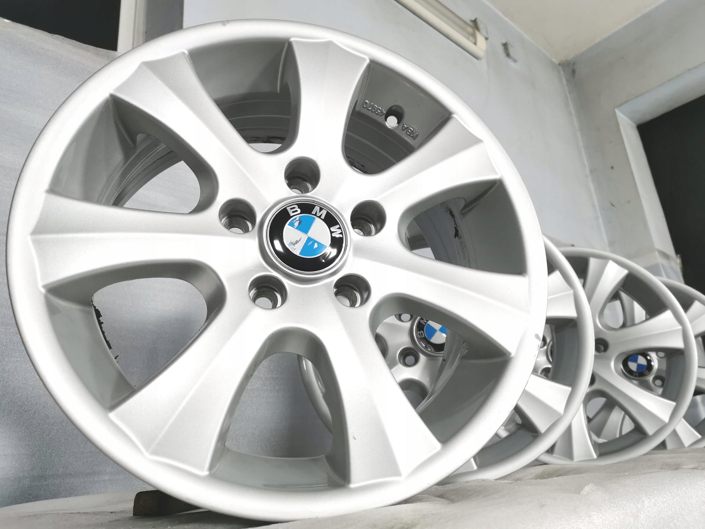 Aluminium rim BMW E91 E46 E90 F30 E88 E87 X1 E82 E81 E93 E92 E90 E91 E92 E93 F31 F30 F31 F34 16 inch 7.0J 5x120 37ET 