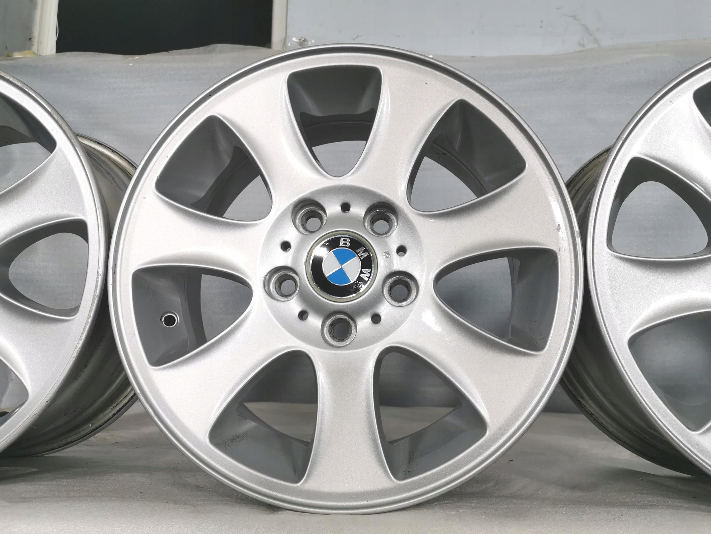 Alu Felge BMW E46 E88 E87 X1 E82 E81 Aluminum rim 16 Zoll 7.0J 5x120 44ET