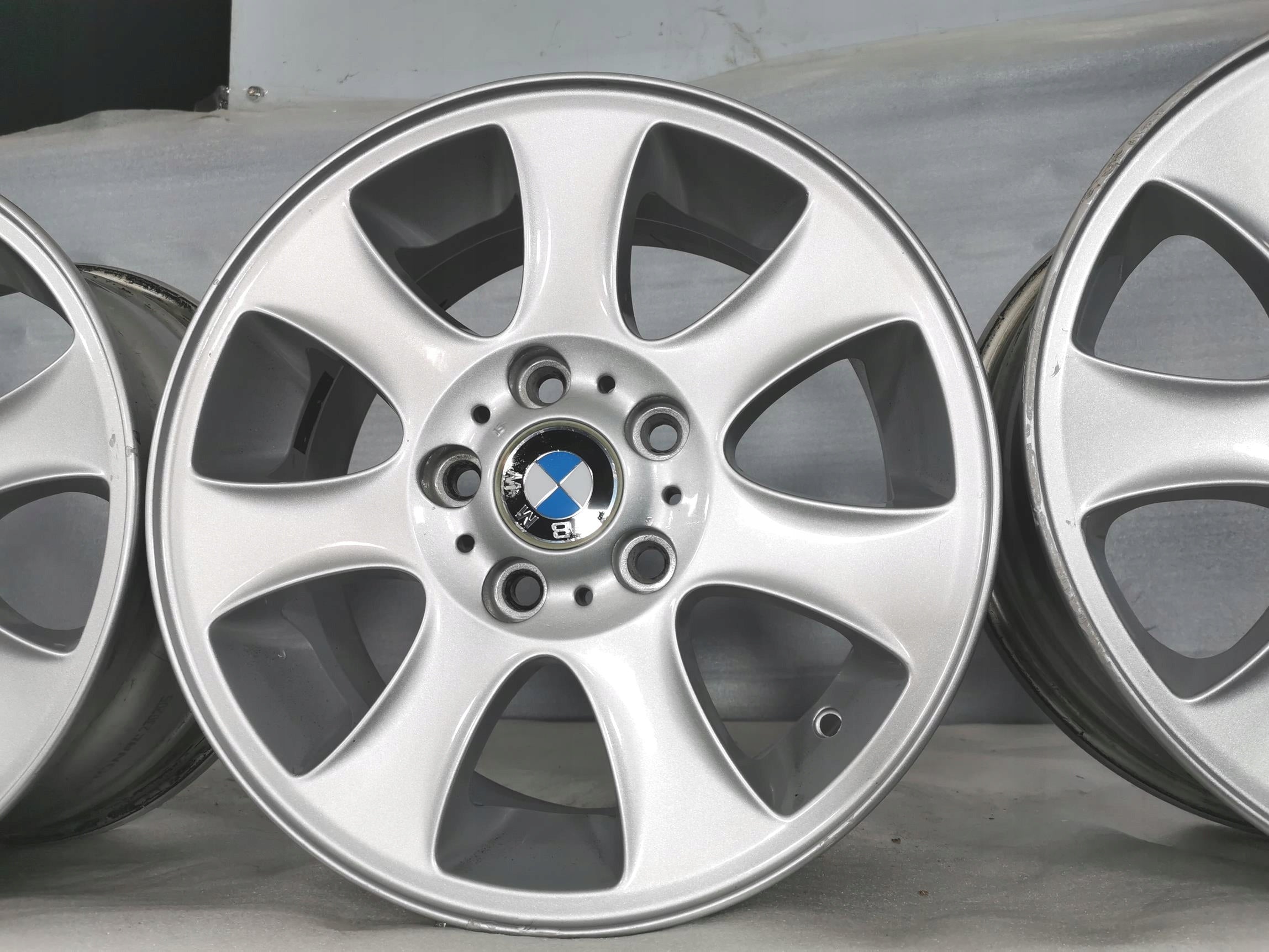 Alu Felge BMW E46 E88 E87 X1 E82 E81 Aluminum rim 16 Zoll 7.0J 5x120 44ET