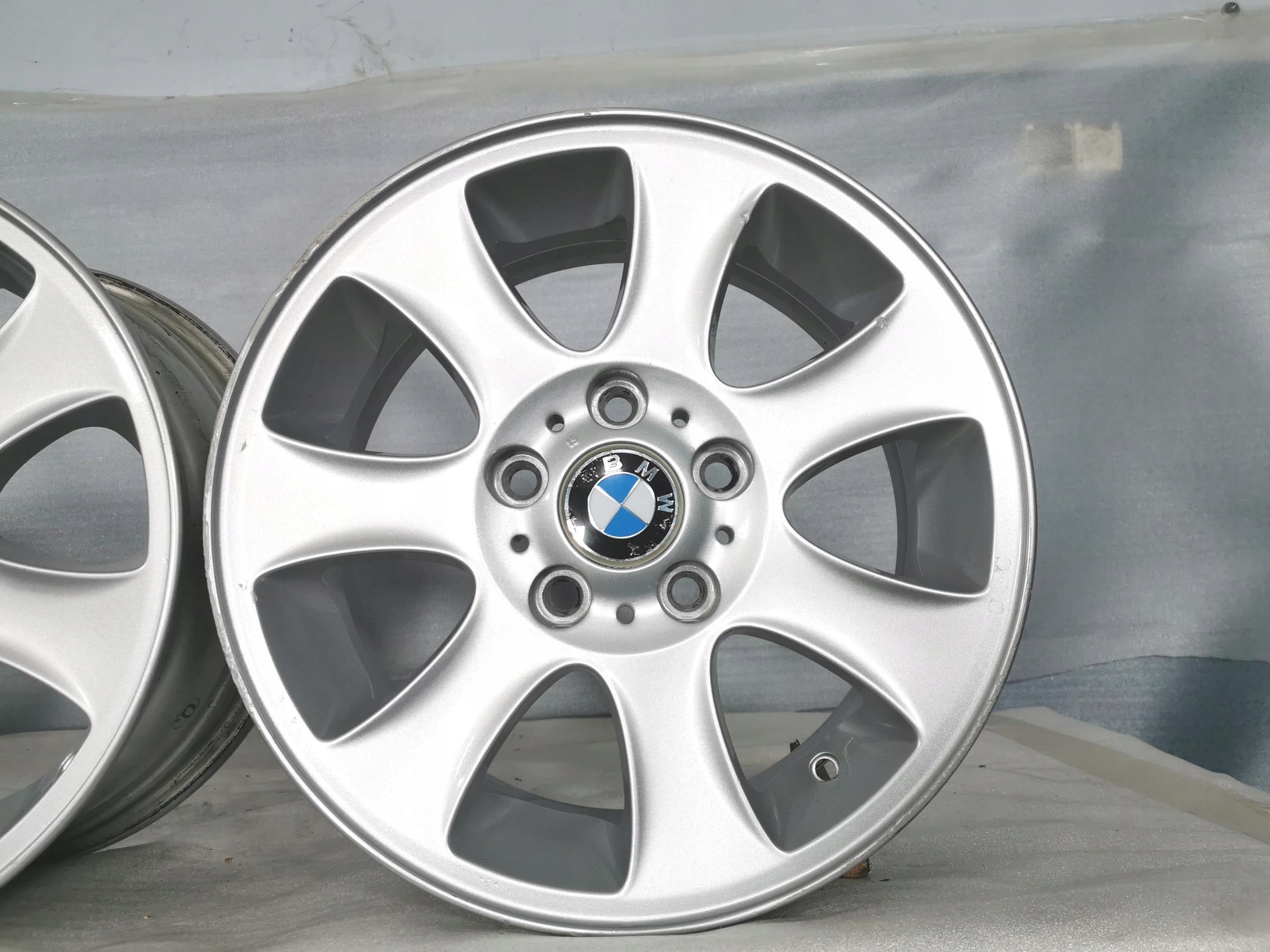 Alu Felge BMW E46 E88 E87 X1 E82 E81 Aluminum rim 16 Zoll 7.0J 5x120 44ET