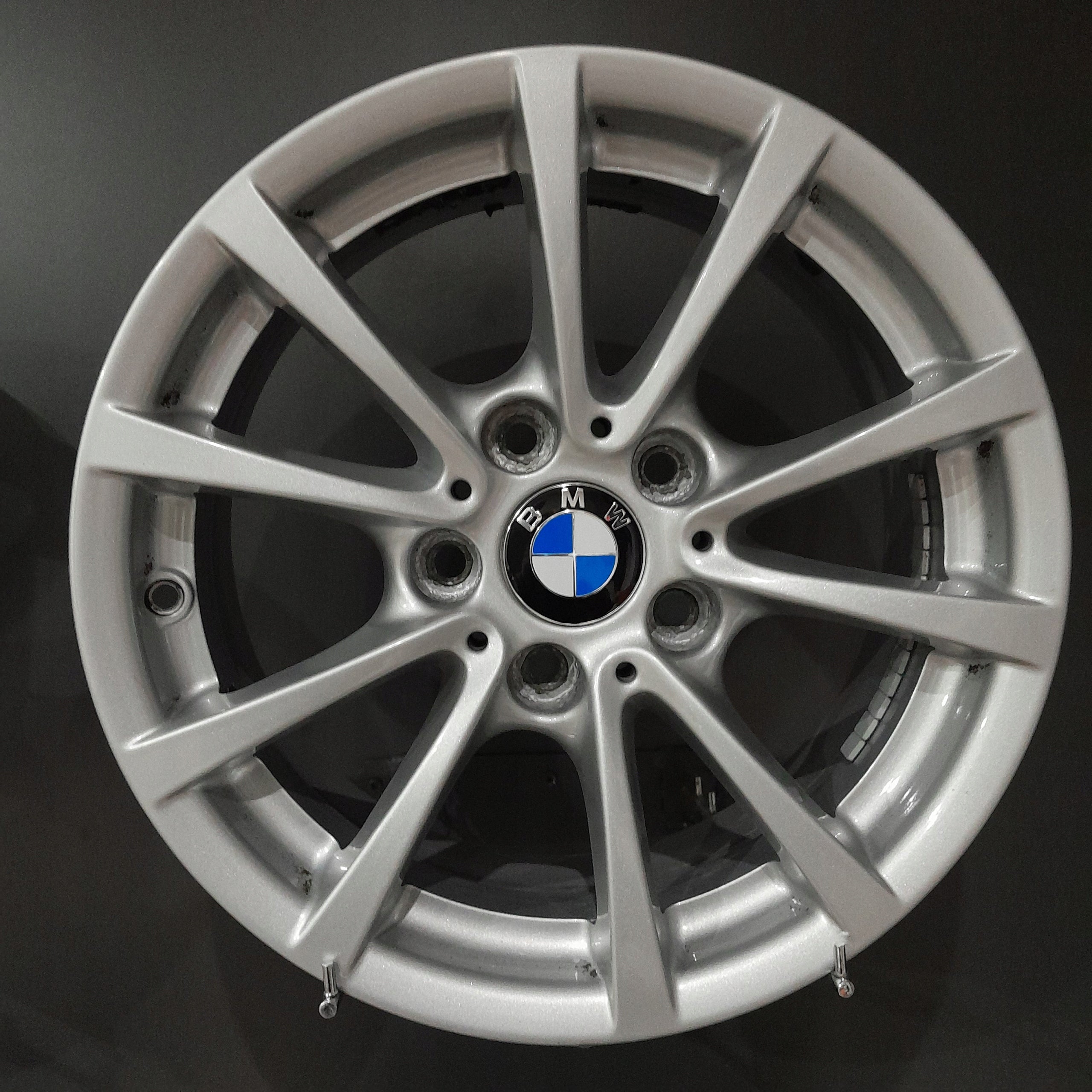 Alu Felge BMW E90 E91 E91 F11 E90 F31 F30 E46 F30 F31 X1 16 Zoll 7.0J 5x120 31ET 6796236