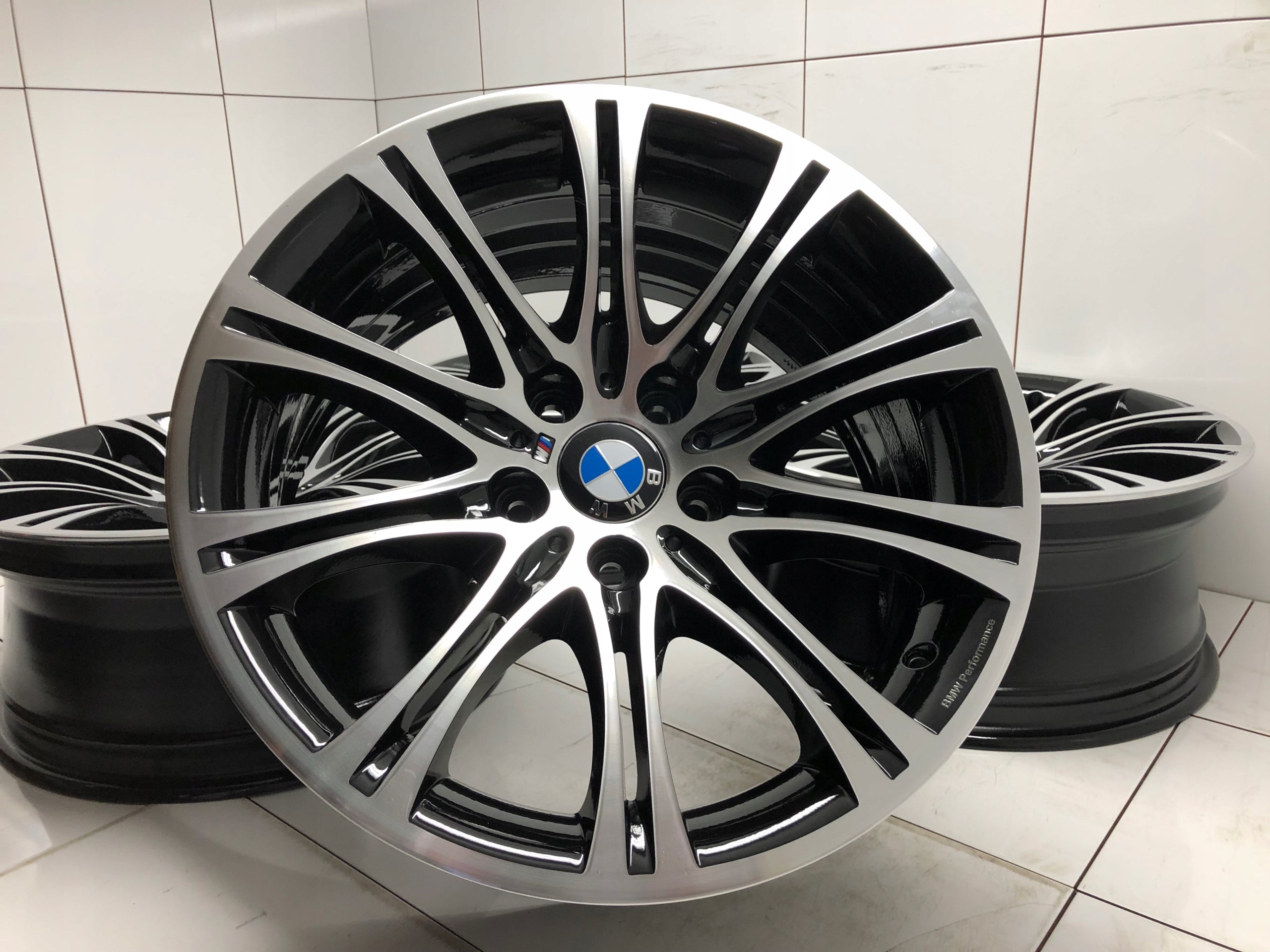 Alu Felge BMW E60 F30 X1 Aluminum rim 18 Zoll 8.0J 5x120