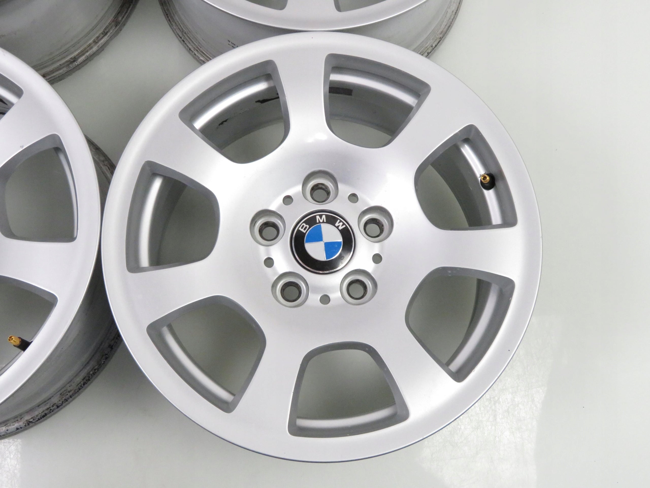 Alu Felge BMW E60 X1 Aluminum rim 16 Zoll 7.0J 5x120 20ET