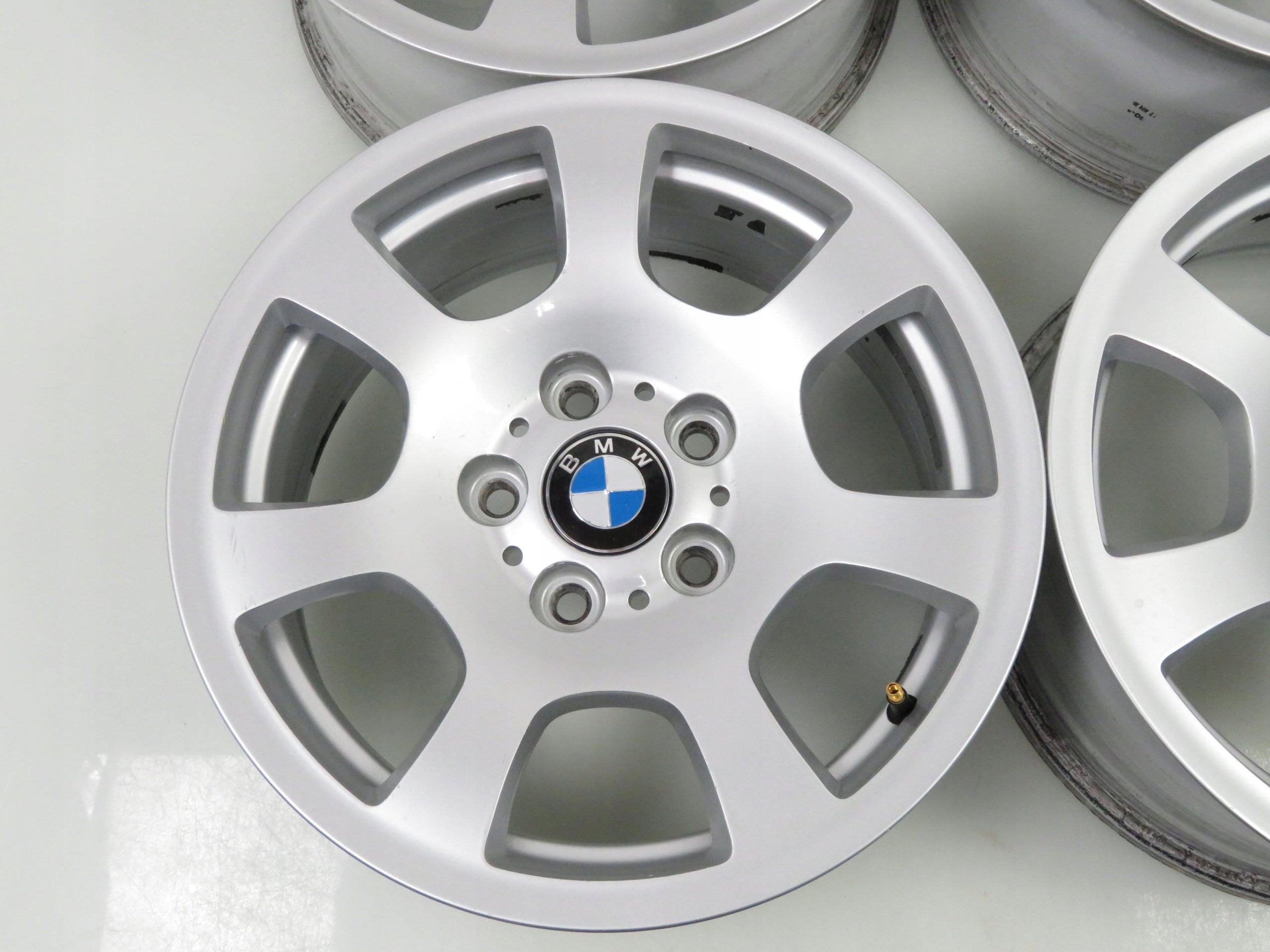 Alu Felge BMW E60 X1 Aluminum rim 16 Zoll 7.0J 5x120 20ET