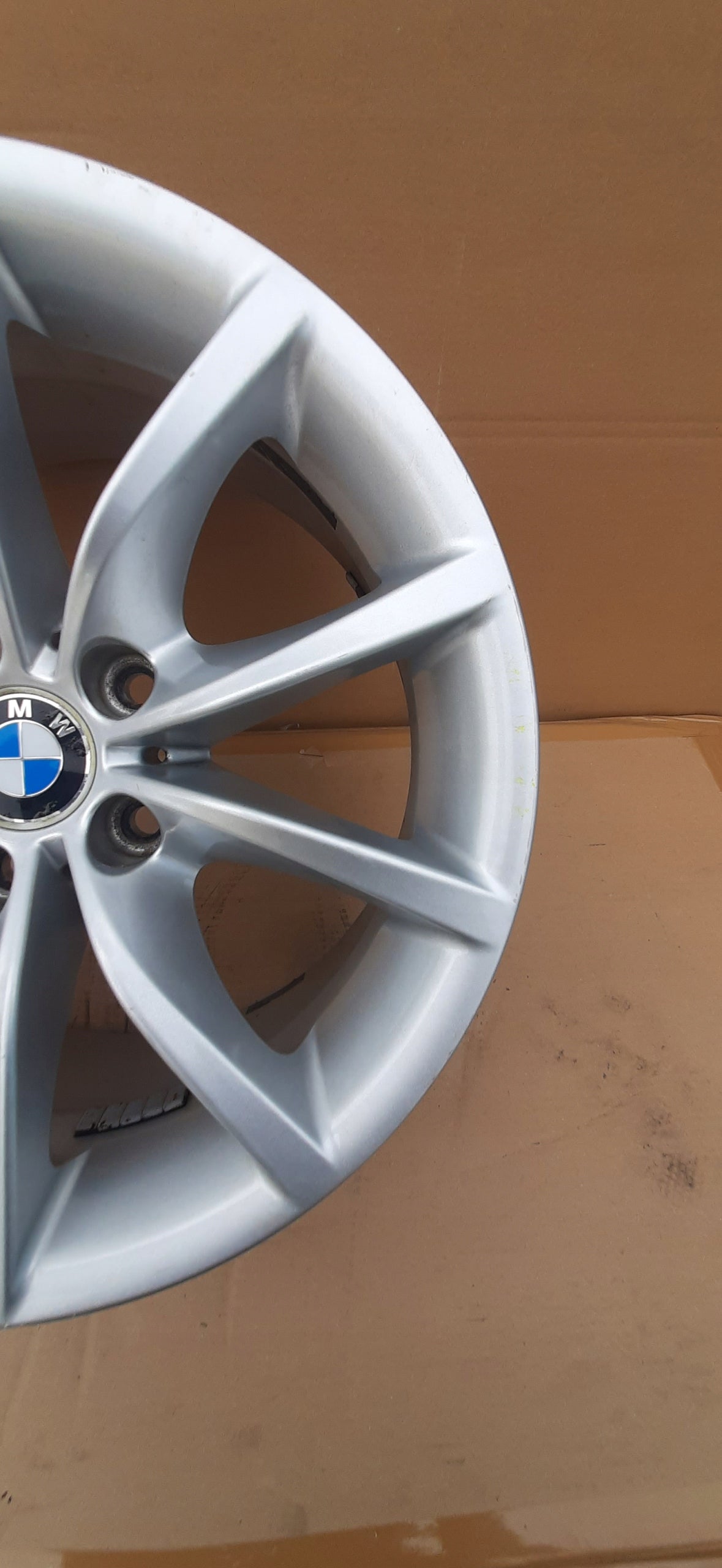 1x Alu Felge BMW E60 X1 Aluminum rim 17 Zoll 8.0J 5x120 20ET