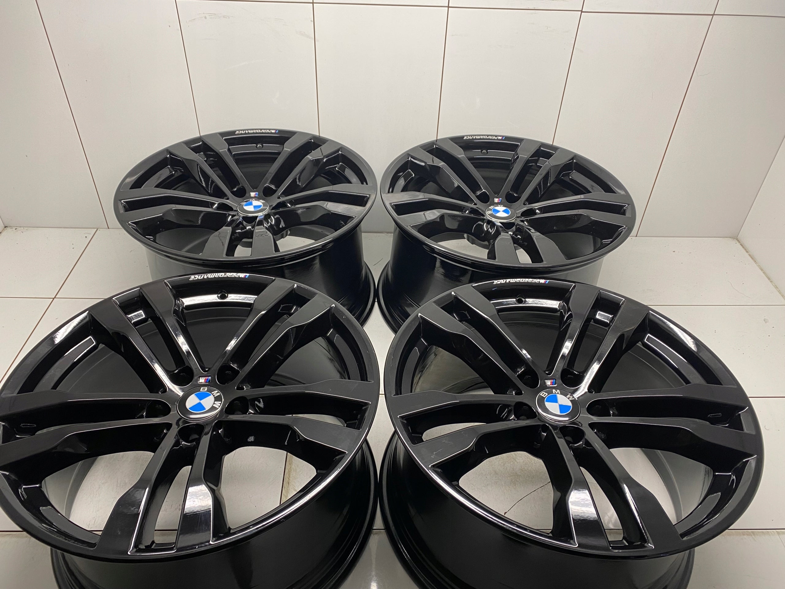 Aluminium rim BMW E70 X5 X5 F15 X6 F16 X1 X5 F15 F15 F16 X6 X5 X6 F15 F16 X2 20 inch 10.0J 5x120 40ET 