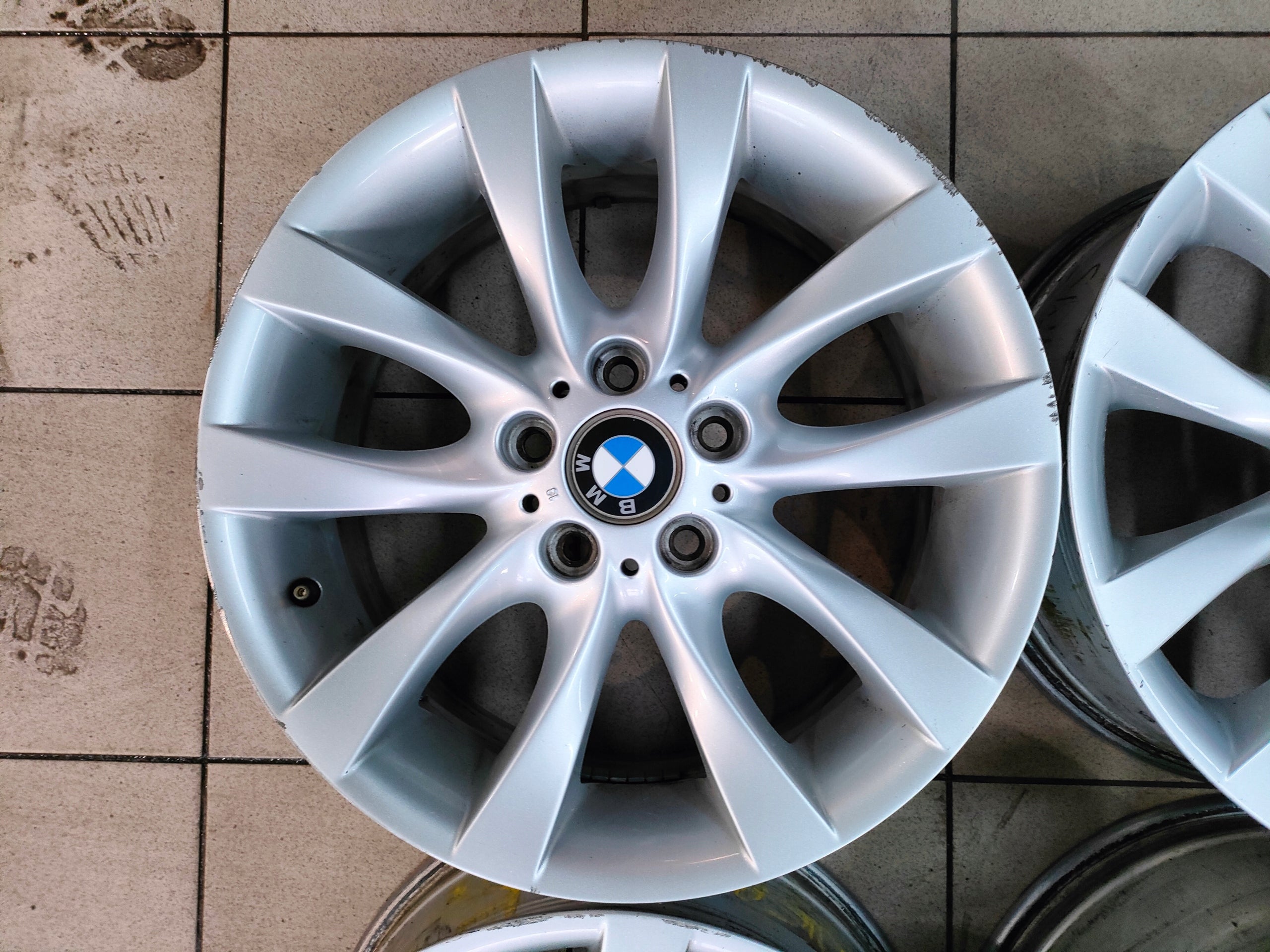 Alu Felge BMW E81 E87 X1 Aluminum rim 18 Zoll 8.0J 5x120 49ET