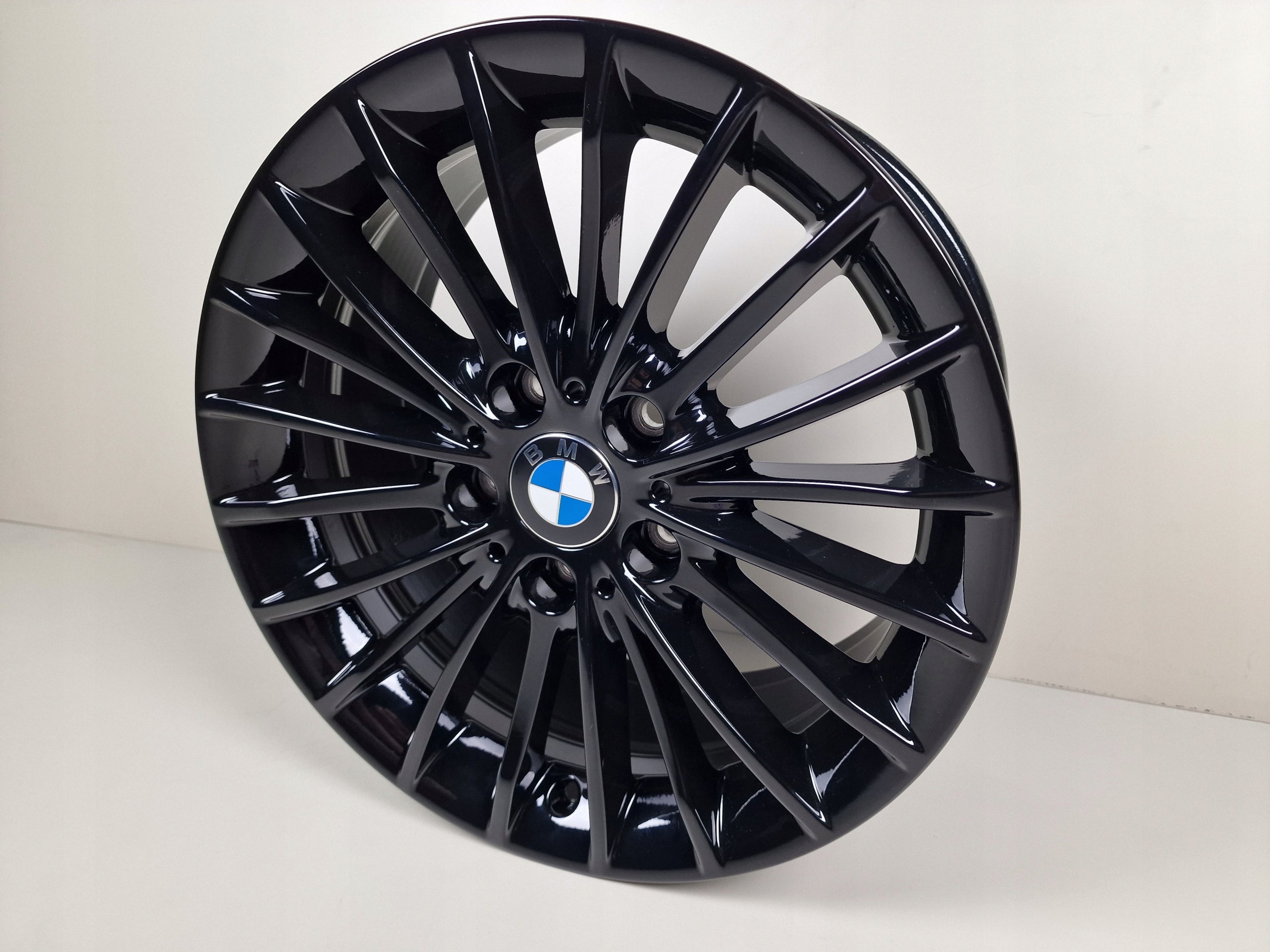 Alu Felge BMW F30 X1 E81 X3 F31 F30 F31 F20 17 Zoll 7.5J 5x120 37ET