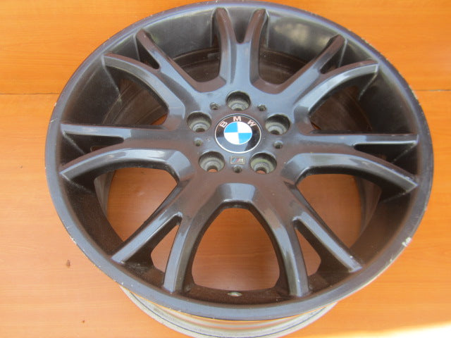 1x Alu Felge BMW E83 X3 E83 X3 X1 Aluminum rim 19 Zoll 8.5J 5x120 46ET 8733417