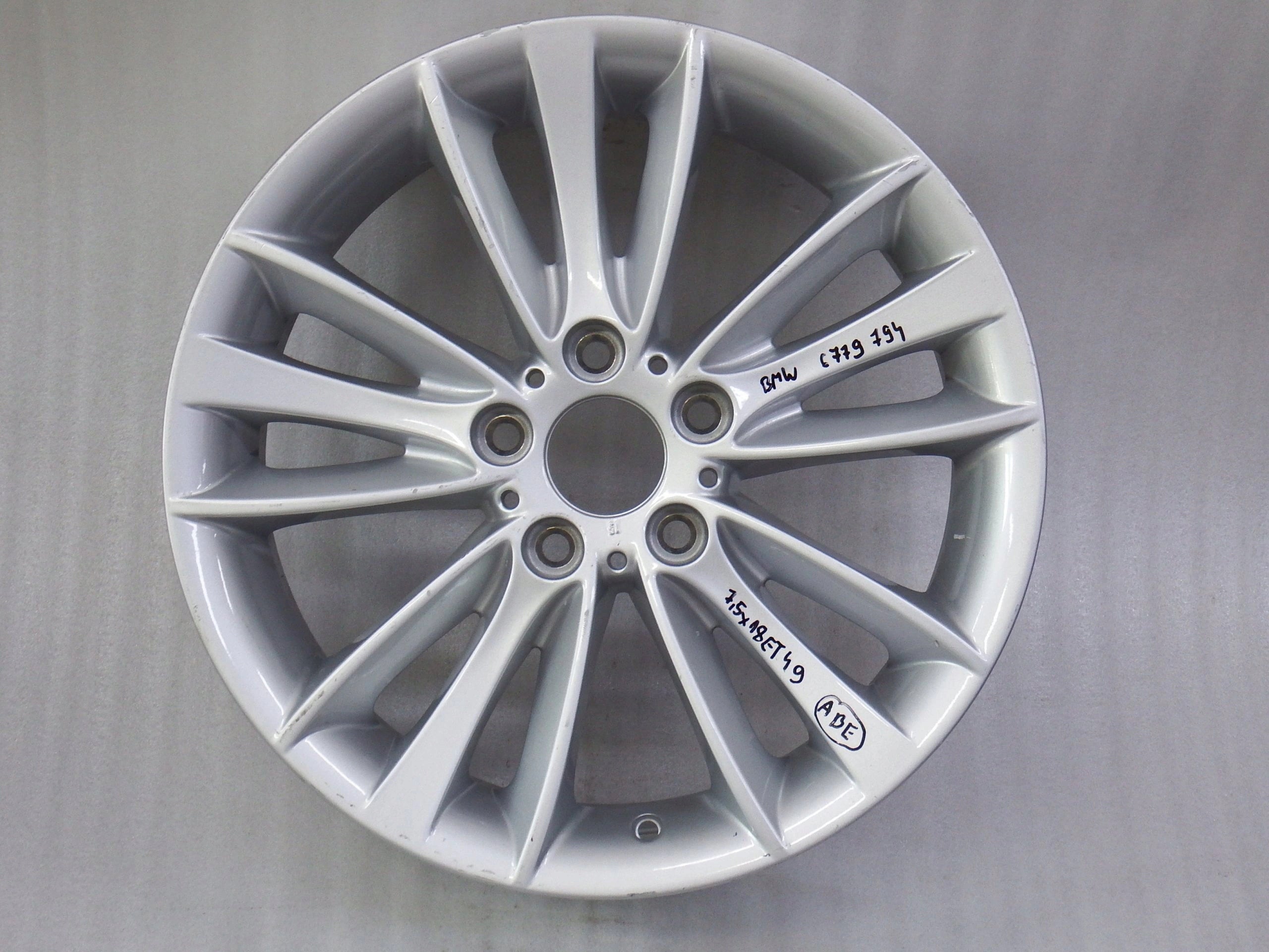 1x Alu Felge BMW E84 X1 Aluminum rim 18 Zoll 7.5J 5x120 49ET