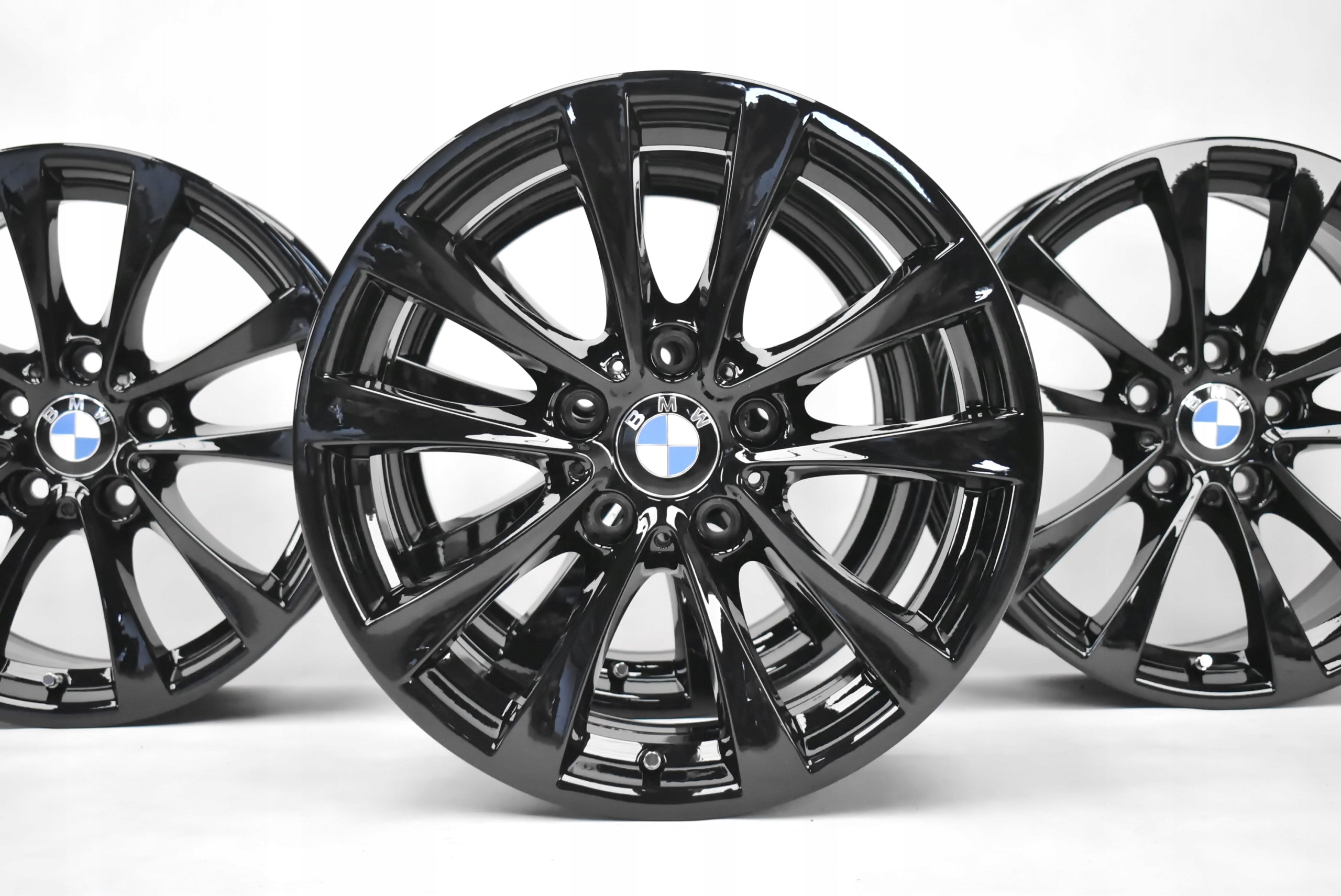 Alu Felge BMW E90 E91 E91 E90 E93 X1 17 Zoll 8.0J 5x120 34ET 6859025