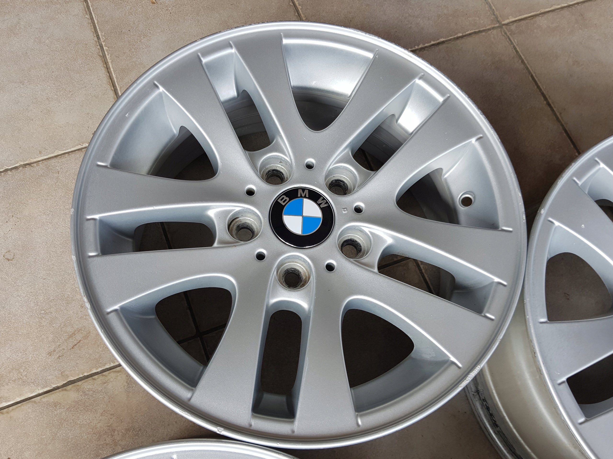 Alu Felge BMW E90 E91 E91 X1 E90 Aluminum rim 16 Zoll 7.0J 5x120 34ET 6775595