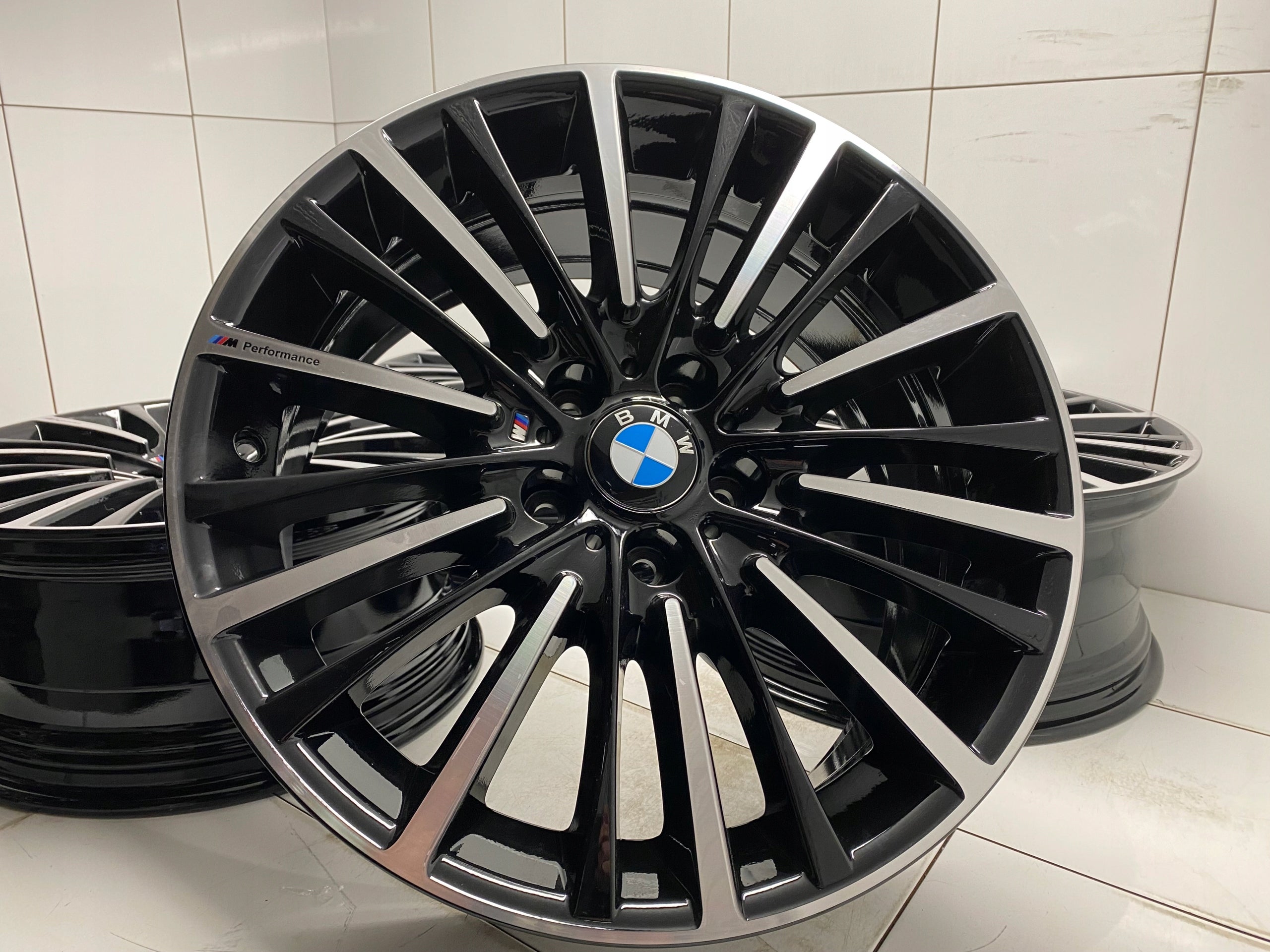 Alu Felge BMW F10 F07 F01 X1 Aluminum rim 19 Zoll 8.5J 5x120 33ET