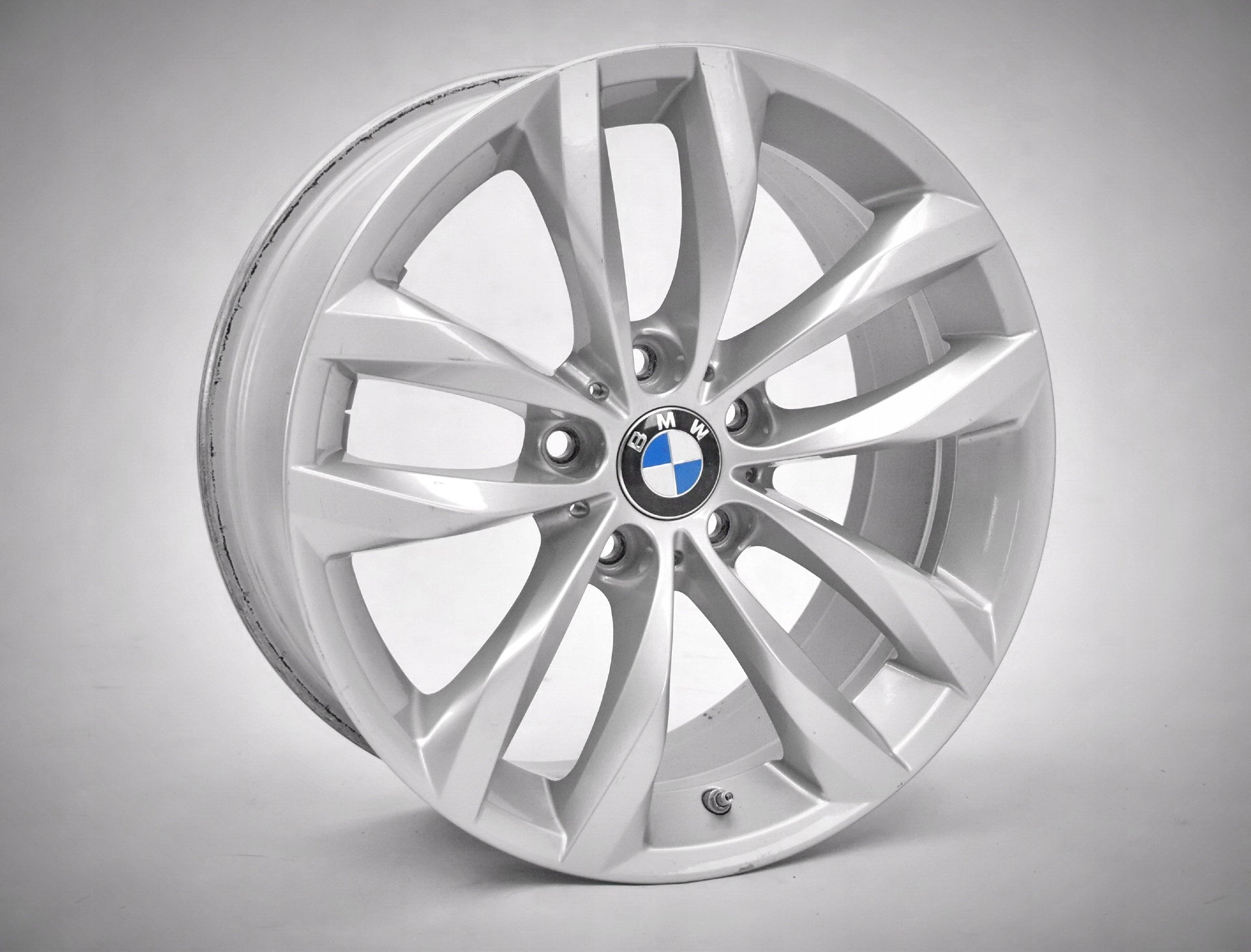 Alu Felge BMW F11 F13 F10 F11 F10 F12 F13 X1 18 Zoll 8.0J 5x120 30ET 6862892