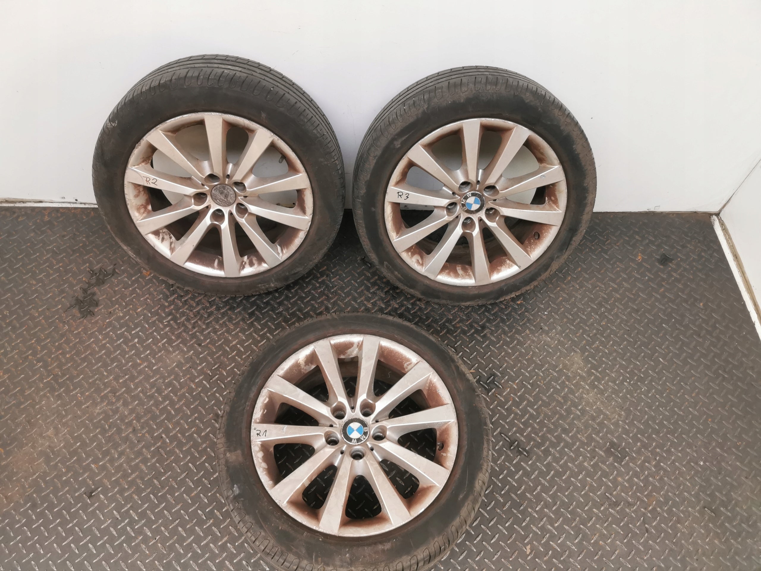 1x Alu Felge BMW F10 X1 F11 F10 F11 18 Zoll 8.0J 5x120 -30ET 6790173