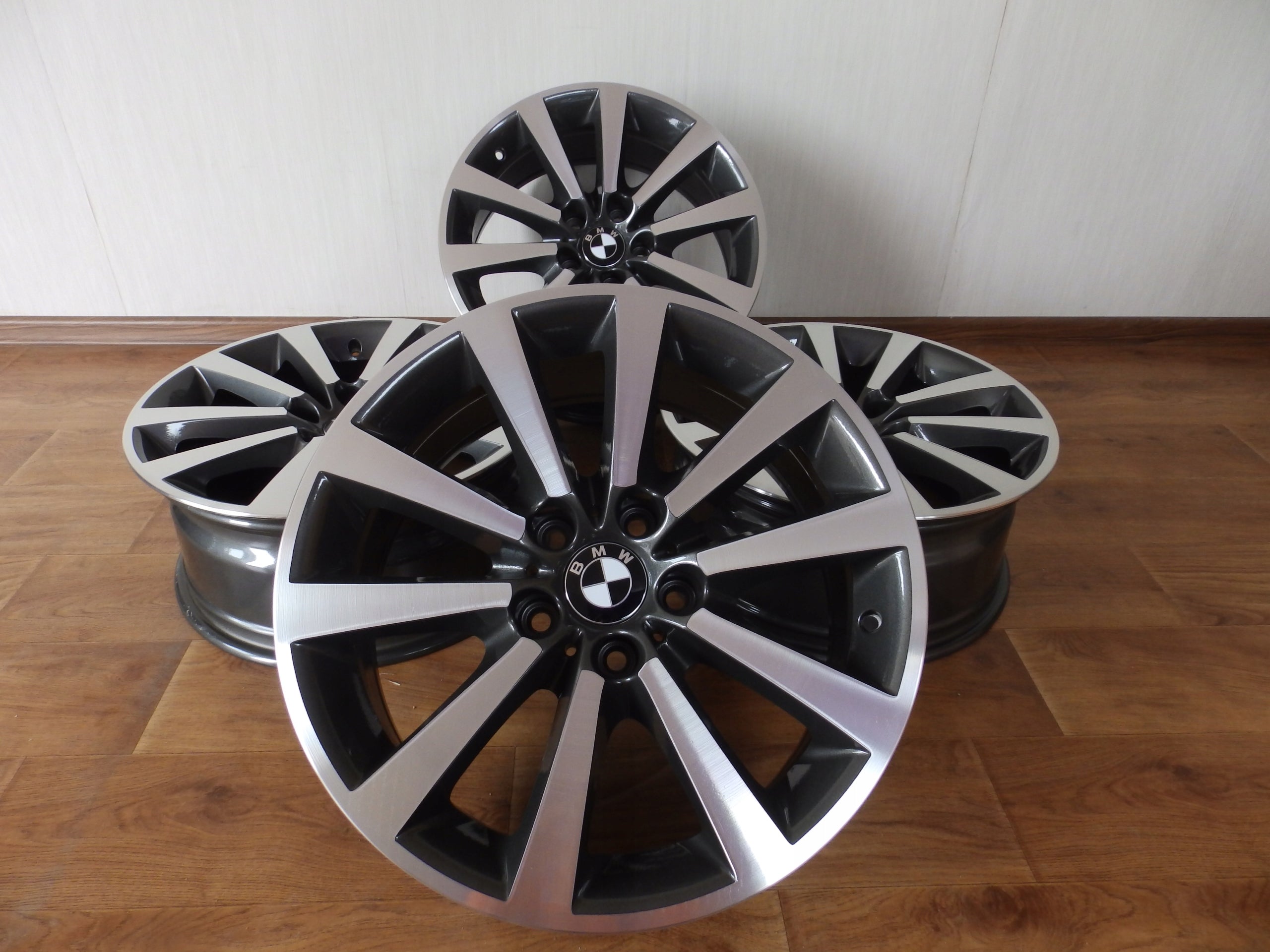 Alu Felge BMW F10 F10 F11 F11 X1 Aluminum rim 18 Zoll 8.0J 5x120 30ET