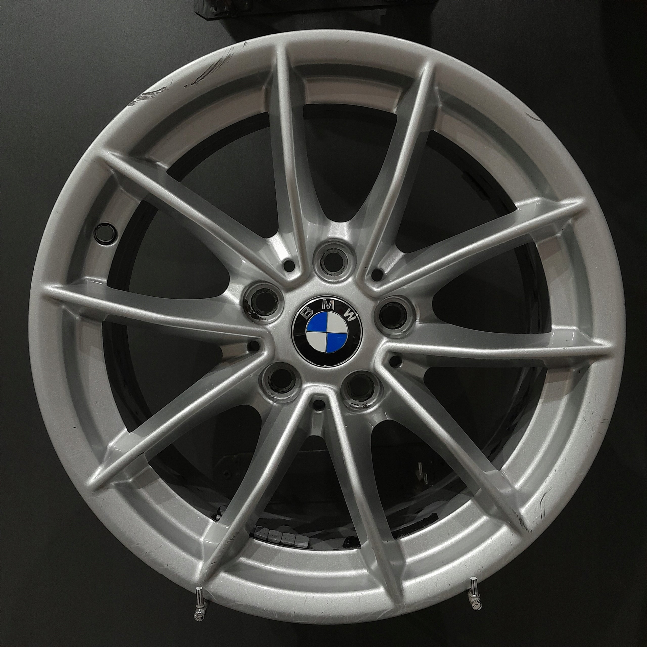 Alu Felge BMW G20 G21 F11 G21 X1 G20 16 Zoll 6.5J 5x112 22ET 6876921