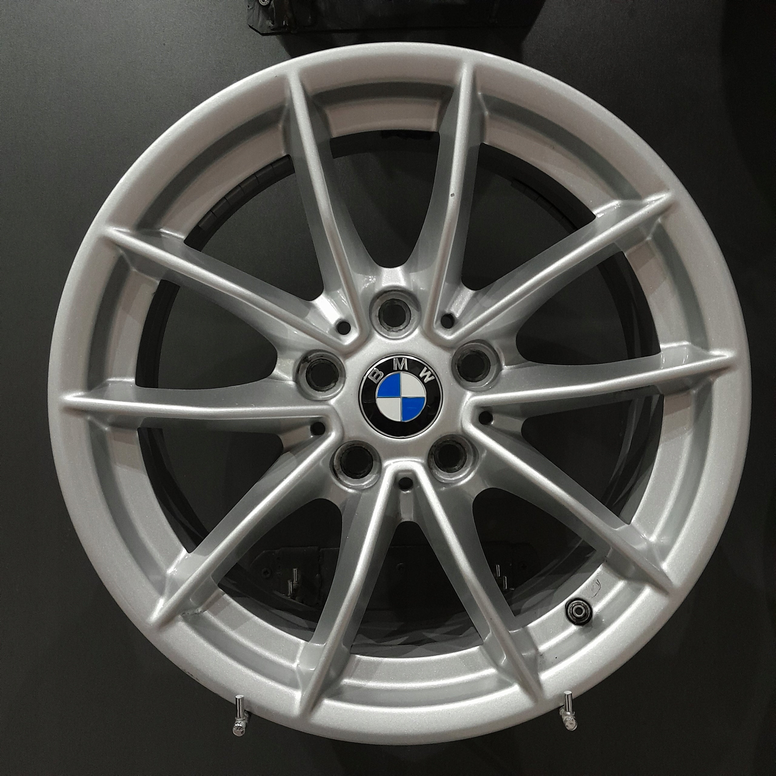 Alu Felge BMW G20 G21 F11 G21 X1 G20 16 Zoll 6.5J 5x112 22ET 6876921