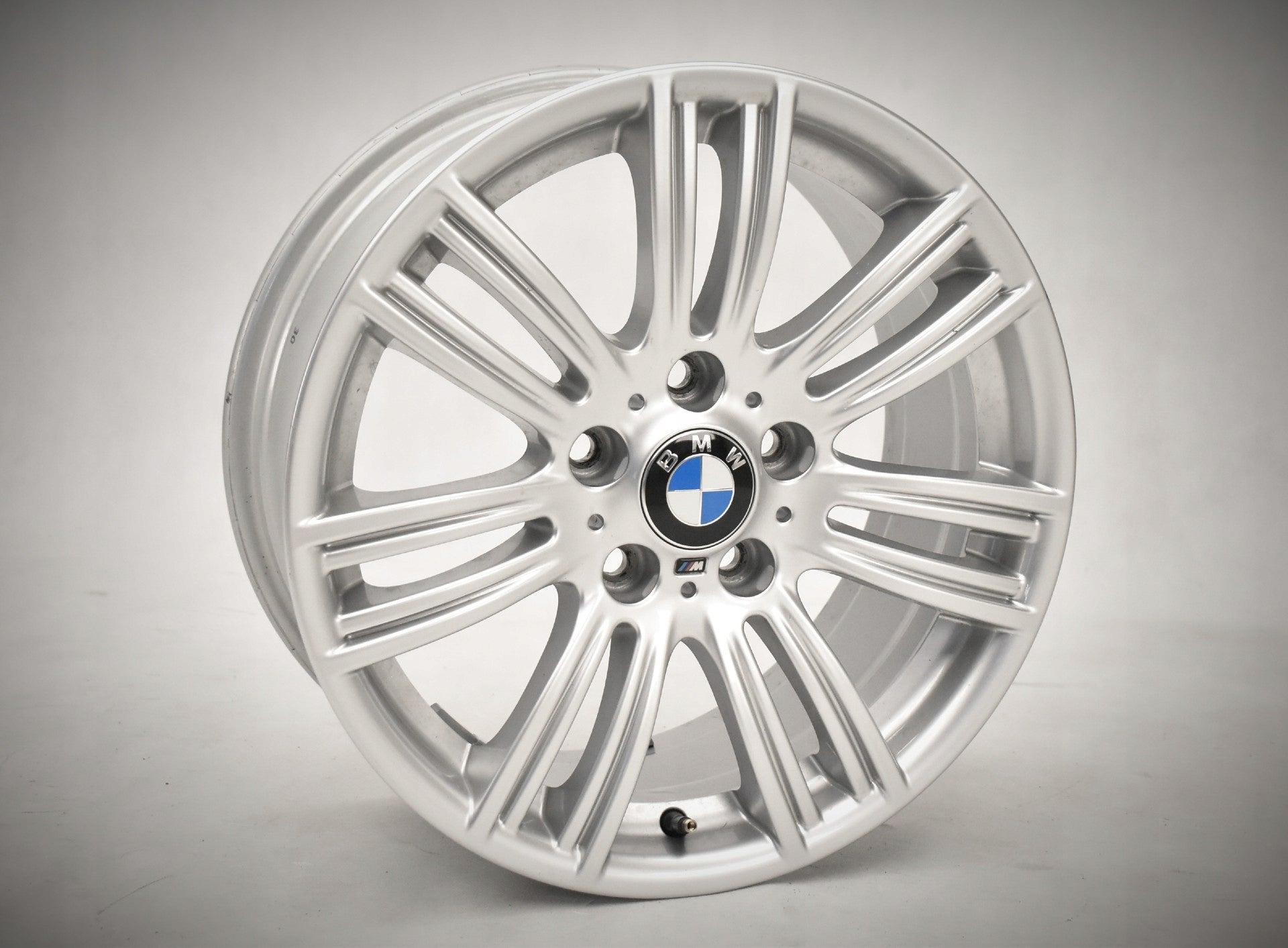 Alu Felge BMW F20 F23 F21 F20 F21 F22 F22 F23 X1 17 Zoll 7.5J 5x120 43ET 7845851