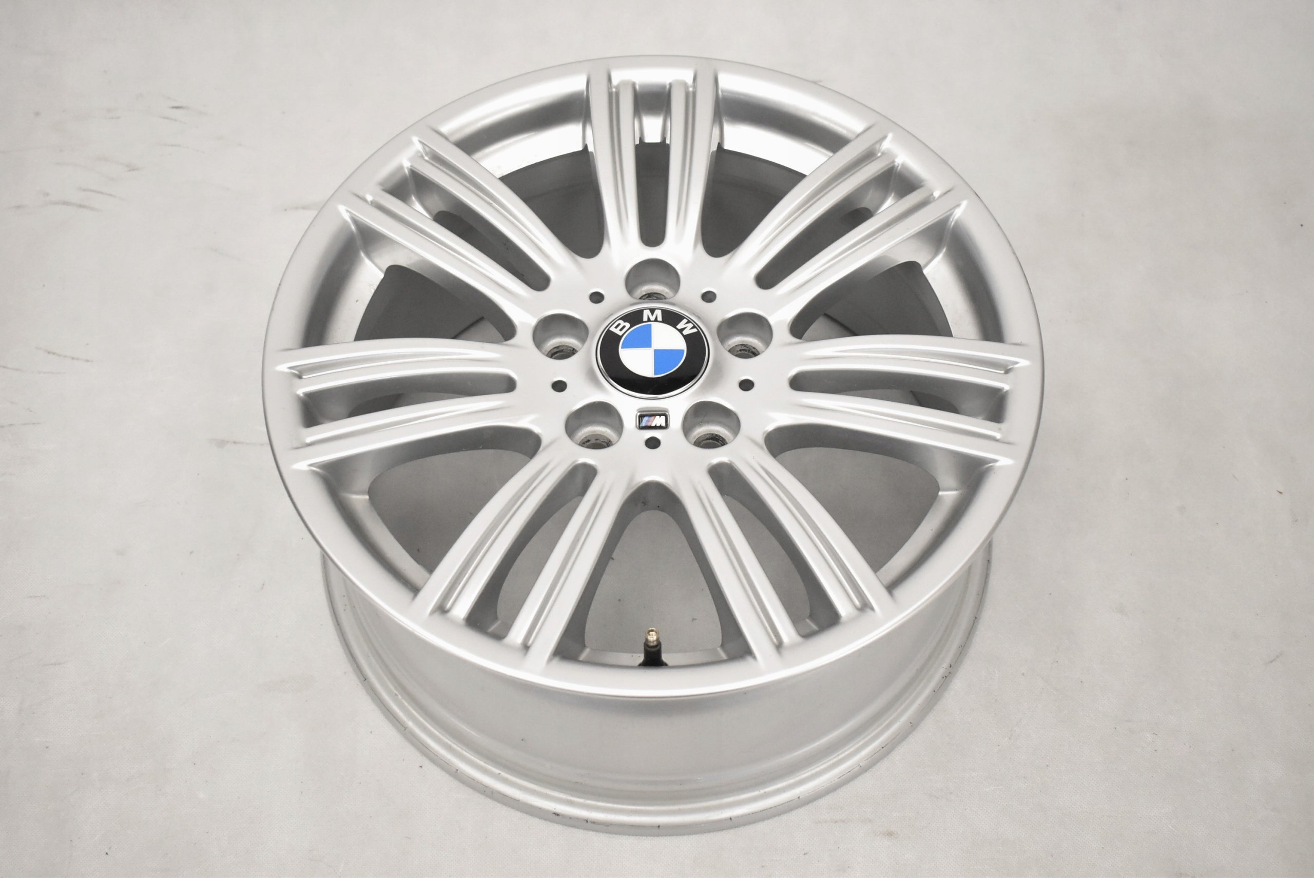 Alu Felge BMW F20 F23 F21 F20 F21 F22 F22 F23 X1 17 Zoll 7.5J 5x120 43ET 7845851