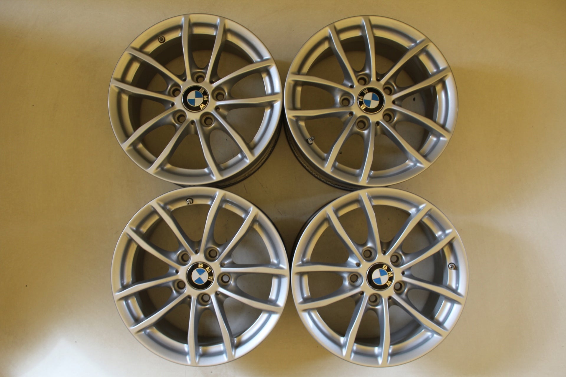 Alu Felge BMW F20 F23 F21 F20 F21 F22 F22 F23 X1 16 Zoll 7.0J 5x120 31ET 6796202