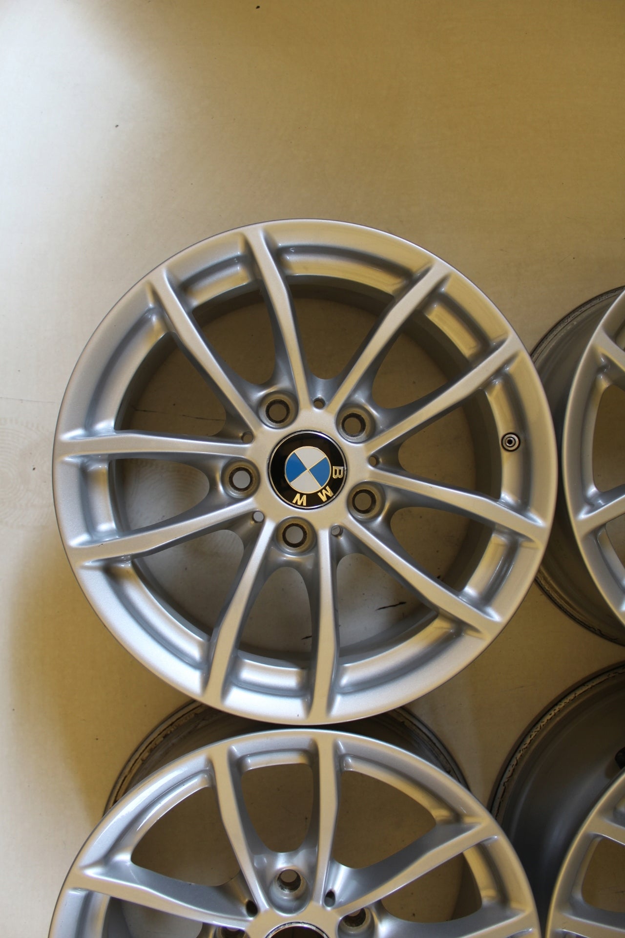 Alu Felge BMW F20 F23 F21 F20 F21 F22 F22 F23 X1 16 Zoll 7.0J 5x120 31ET 6796202