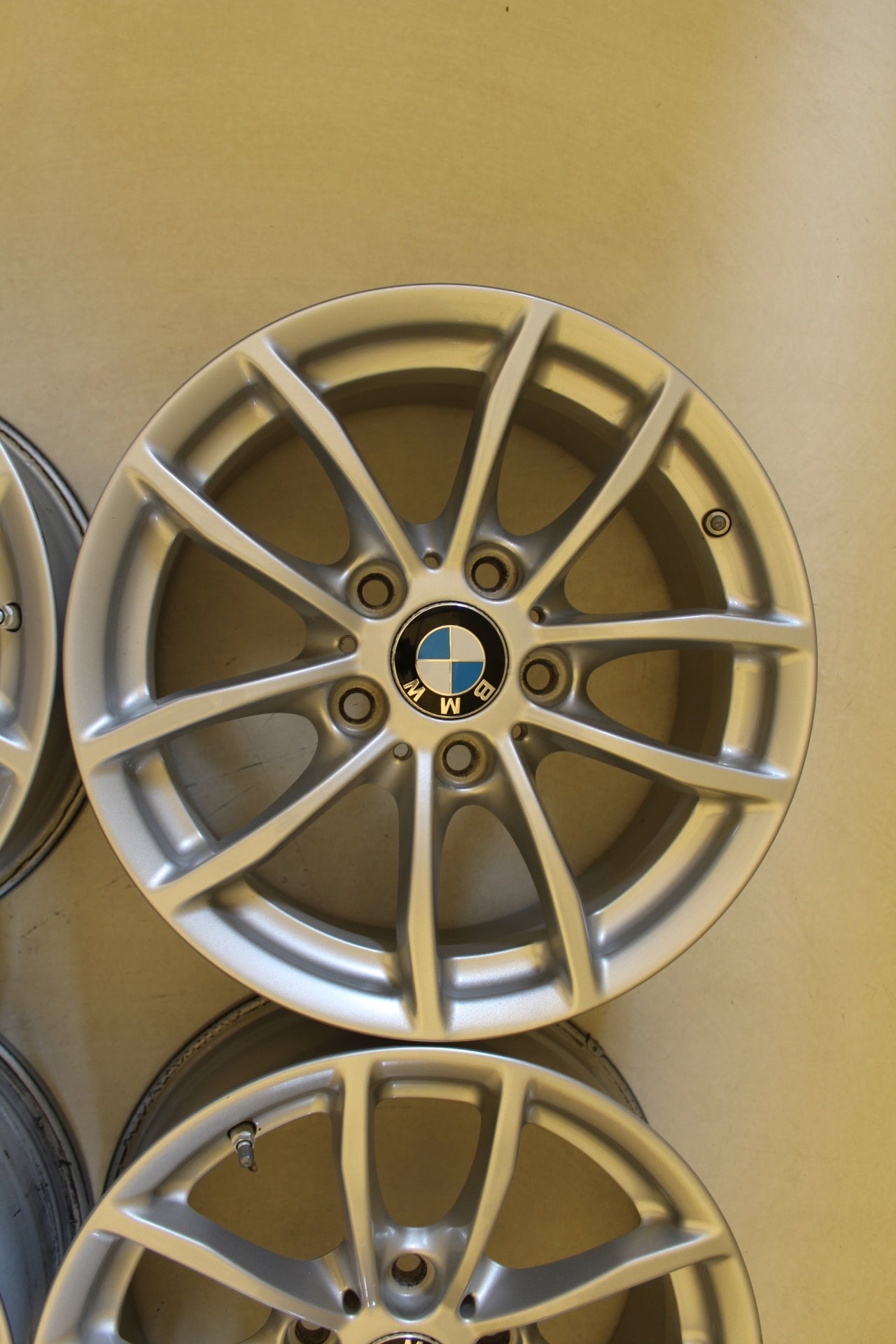 Alu Felge BMW F20 F23 F21 F20 F21 F22 F22 F23 X1 16 Zoll 7.0J 5x120 31ET 6796202