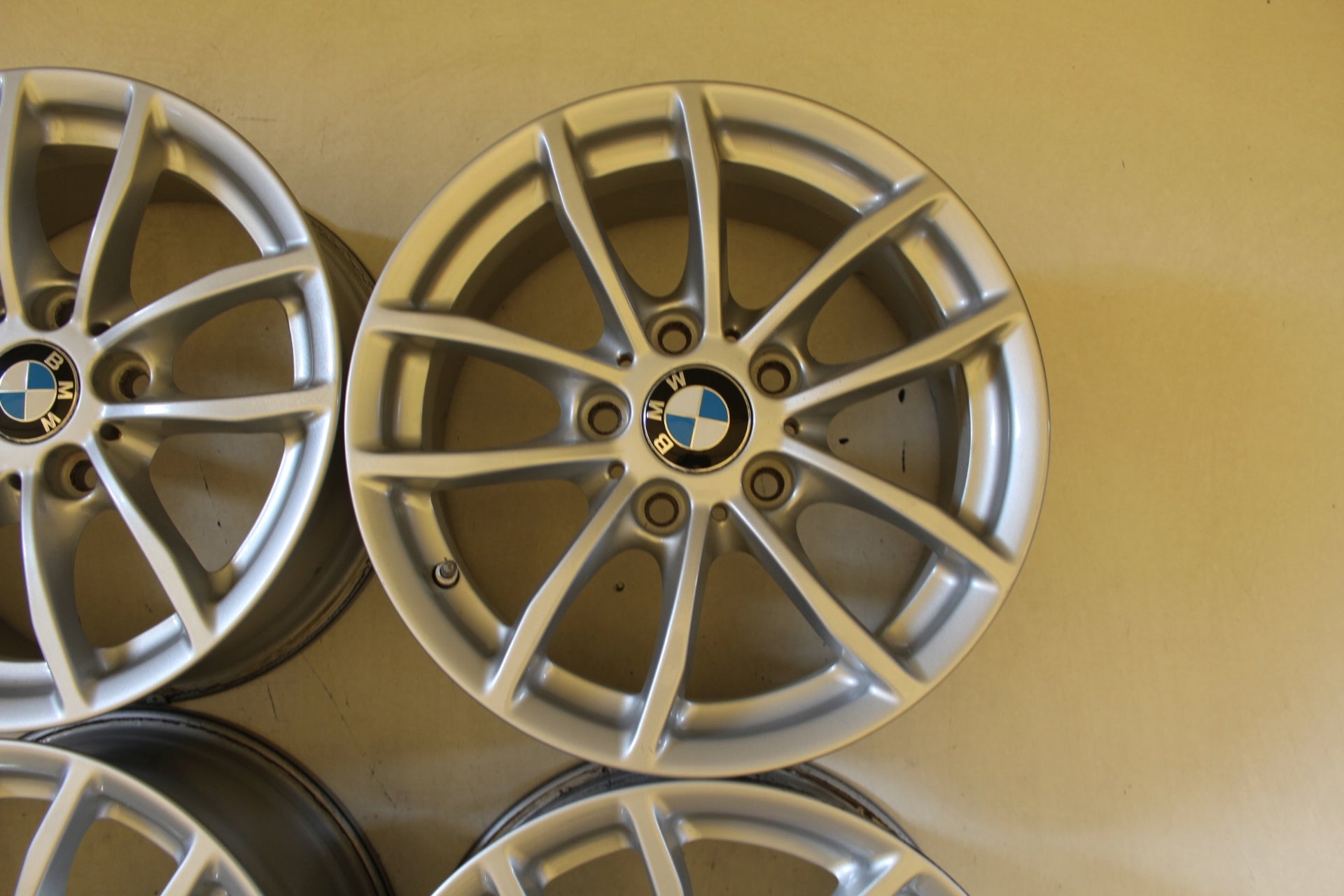 Alu Felge BMW F20 F23 F21 F20 F21 F22 F22 F23 X1 16 Zoll 7.0J 5x120 31ET 6796202