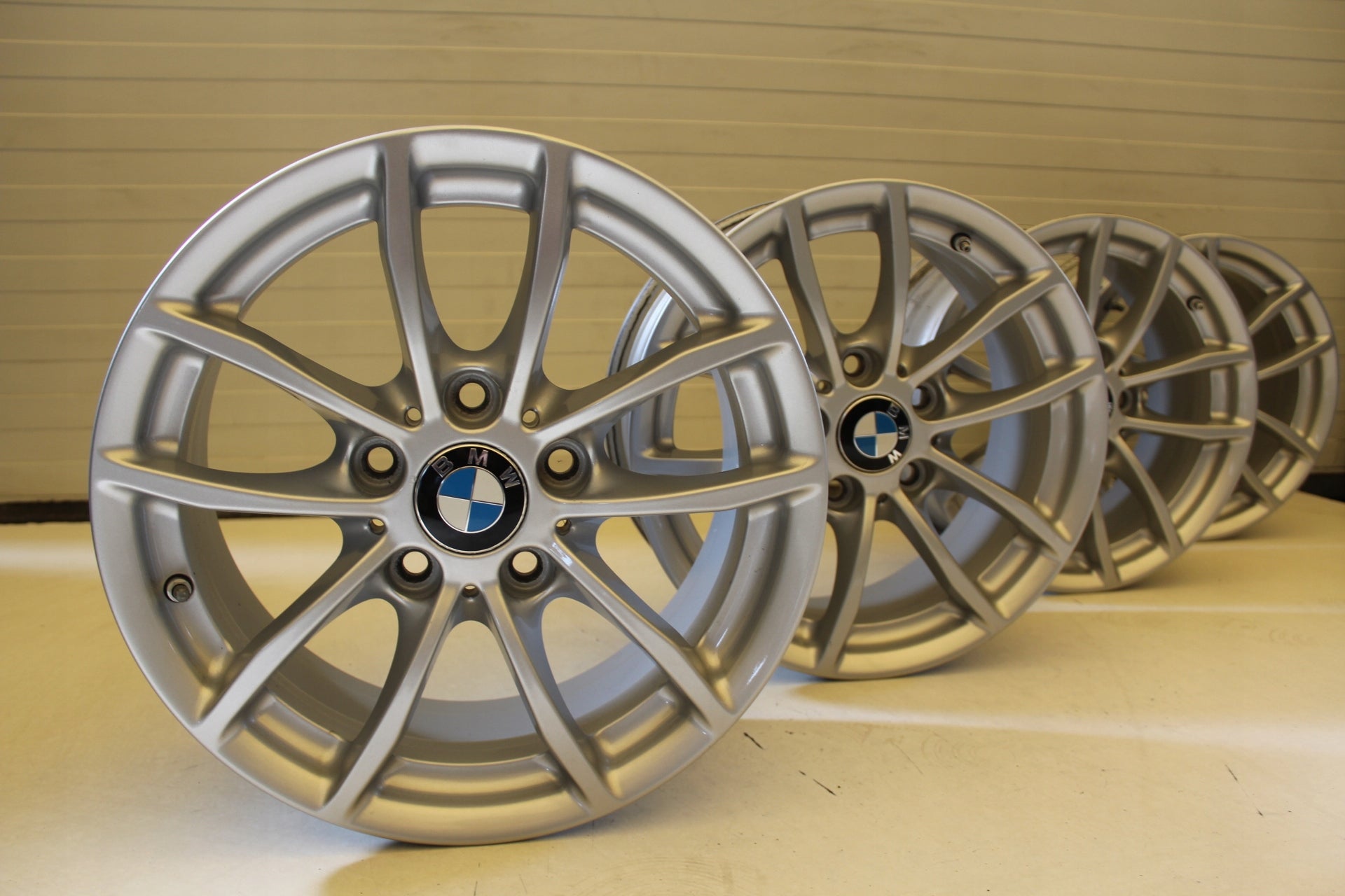 Alu Felge BMW F20 F23 F21 F20 F21 F22 F22 F23 X1 16 Zoll 7.0J 5x120 31ET 6796202