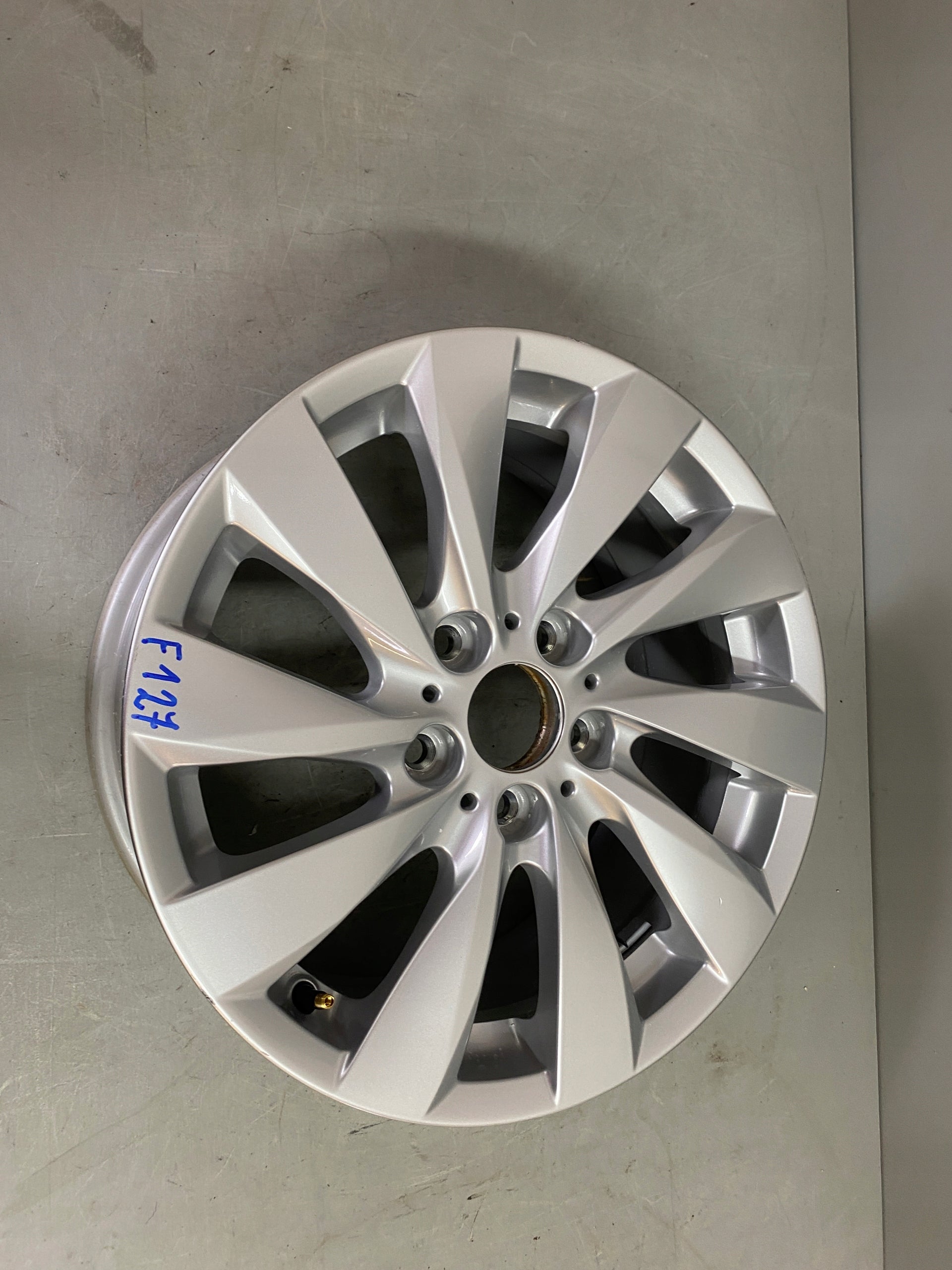 1x Alu Felge BMW F20 F21 F20 F21 F22 X1 17 Zoll 7.5J 5x120 43ET 6796206