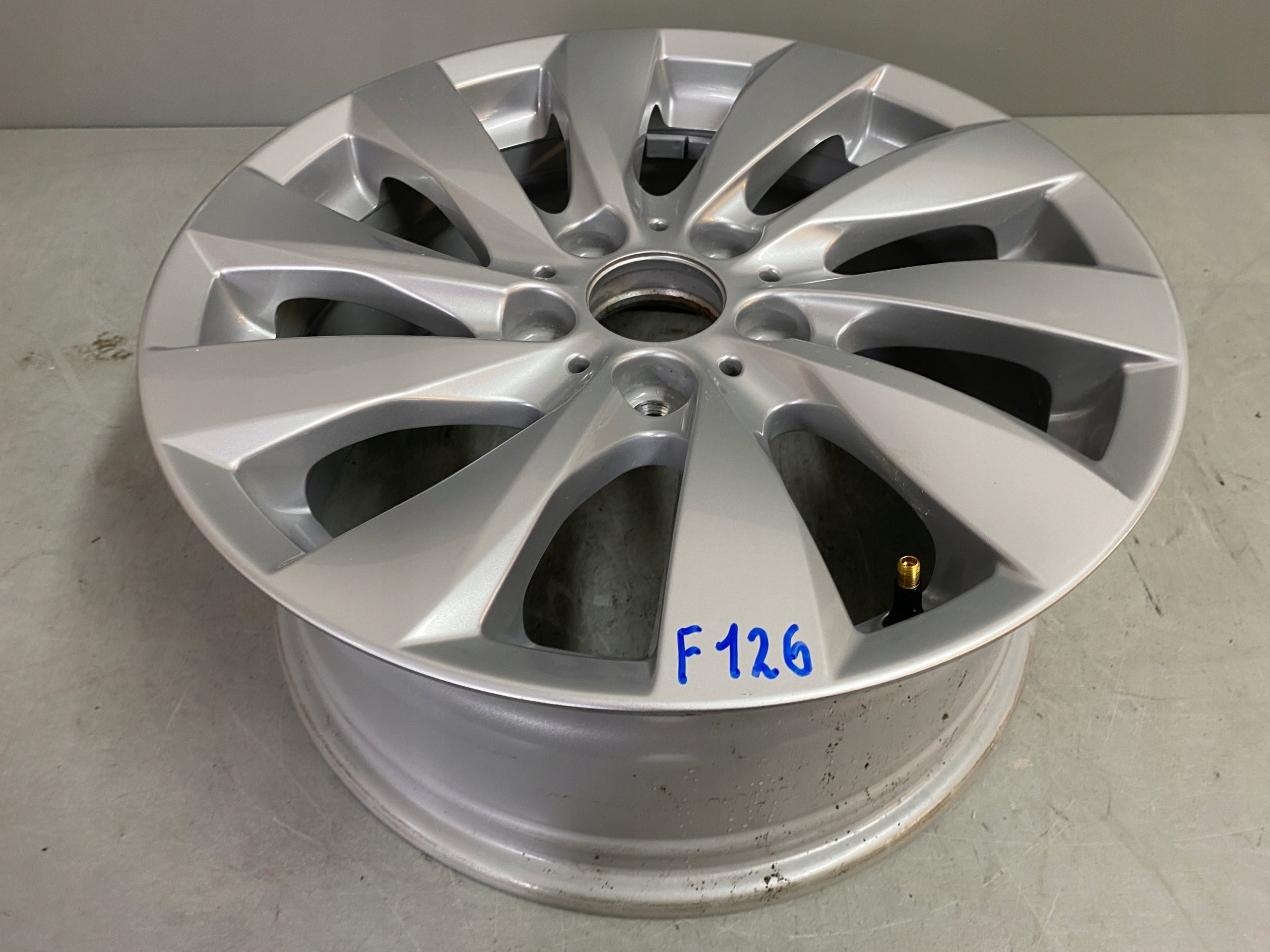 1x Alu Felge BMW F20 F21 F20 F21 F22 X1 17 Zoll 7.5J 5x120 43ET 6796206