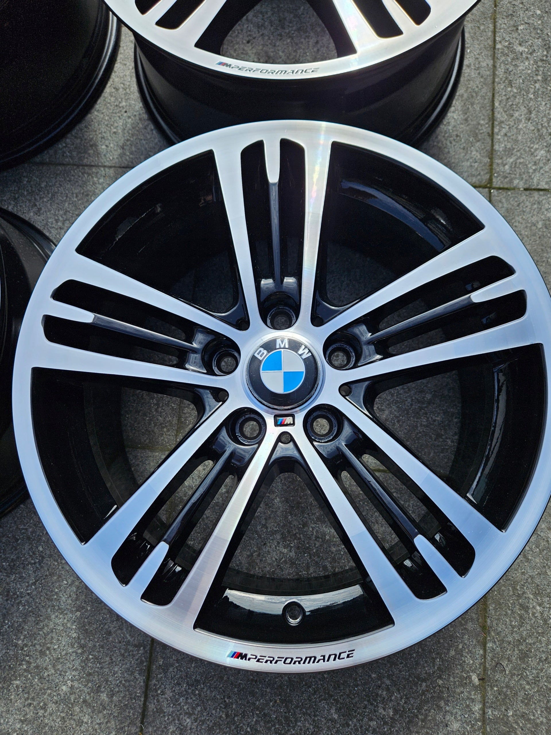 Alu Felge BMW X3 F25 F25 X3 X1 Aluminum rim 18 Zoll 8.0J 5x120 43ET 7844424