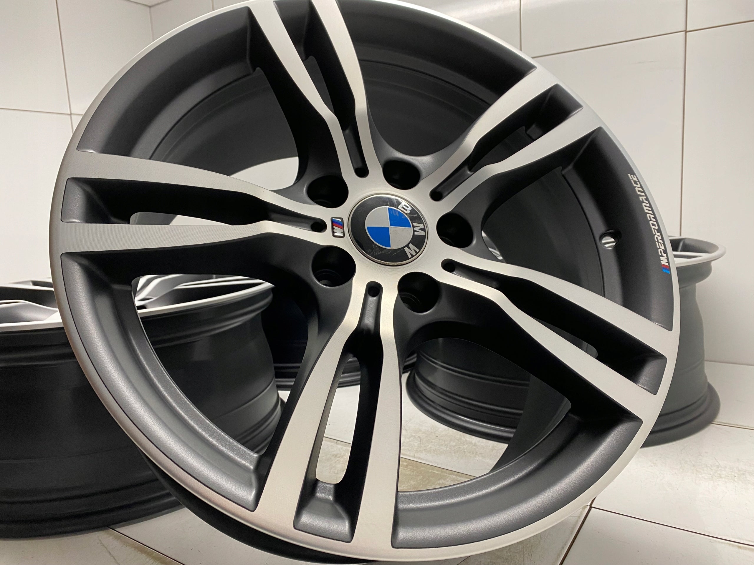 Alu Felge BMW F30 F31 X1 F30 F31 Aluminum rim 18 Zoll 8.0J 5x120