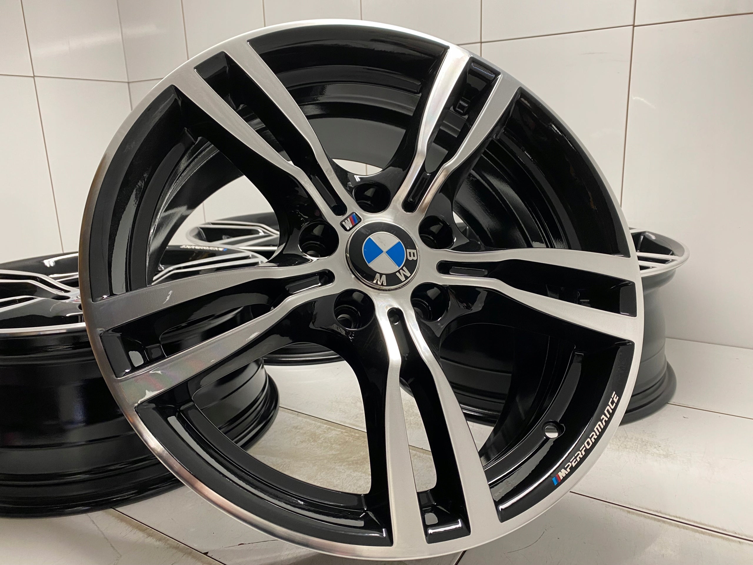 Alu Felge BMW F30 F31 X1 F30 F31 Aluminum rim 18 Zoll 8.0J 5x120