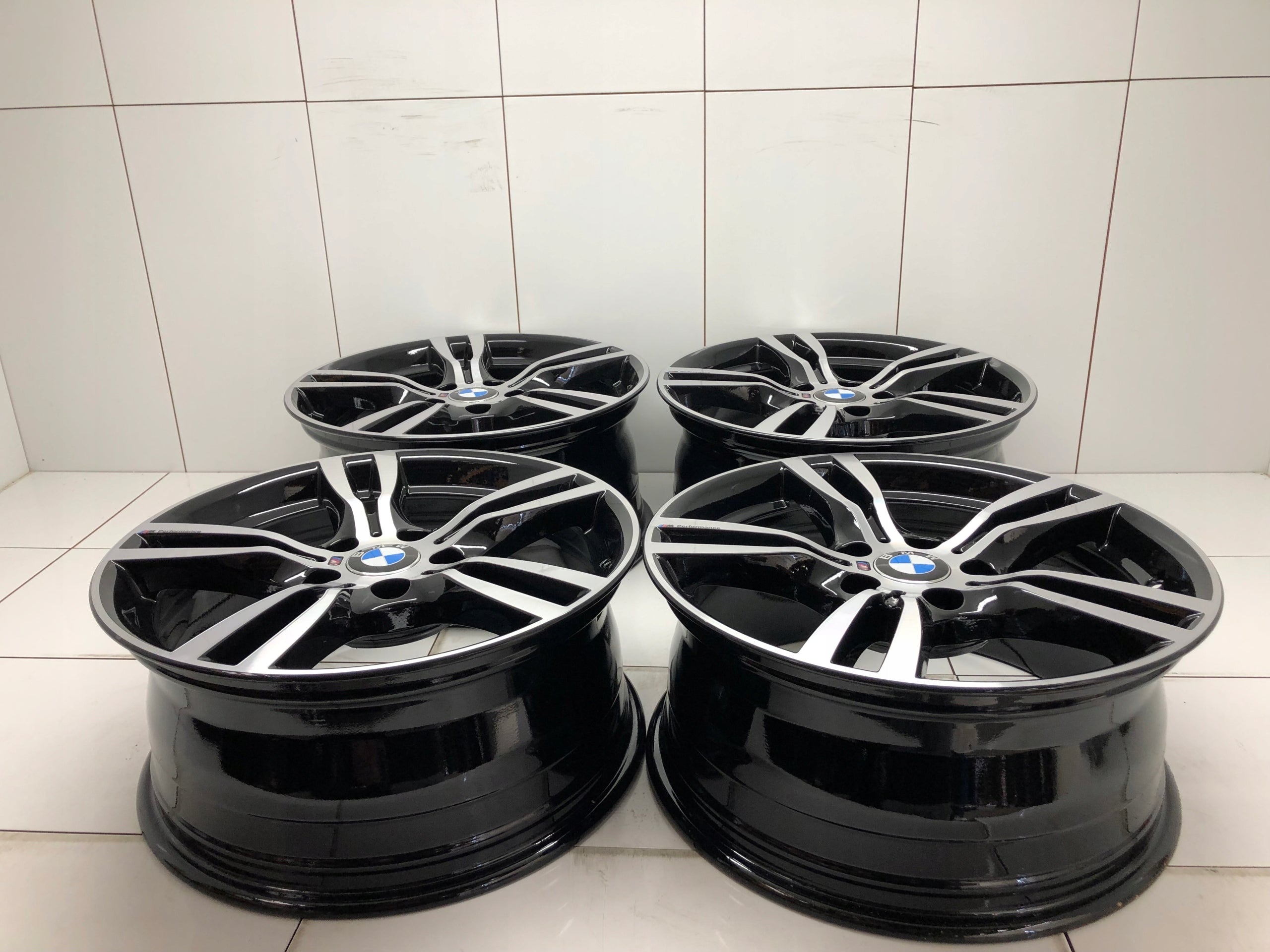 Alu Felge BMW F30 F31 X1 F30 F31 Aluminum rim 18 Zoll 8.0J 5x120