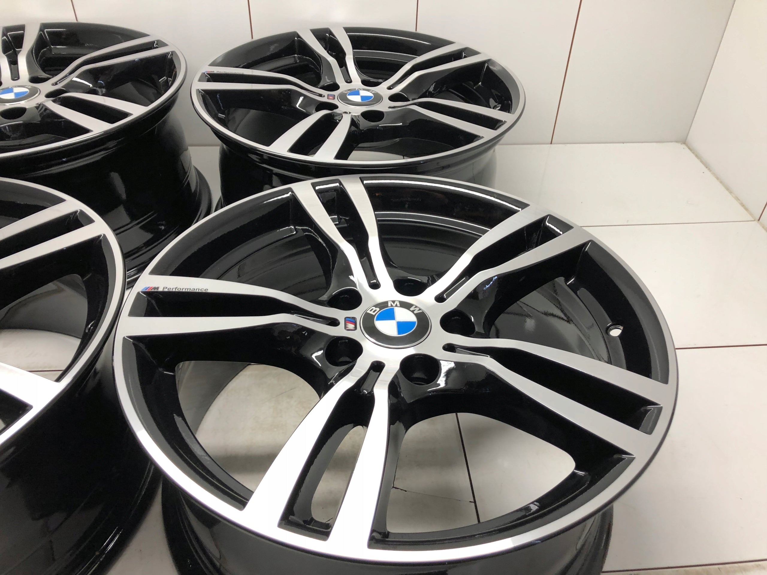 Alu Felge BMW F30 F31 X1 F30 F31 Aluminum rim 18 Zoll 8.0J 5x120