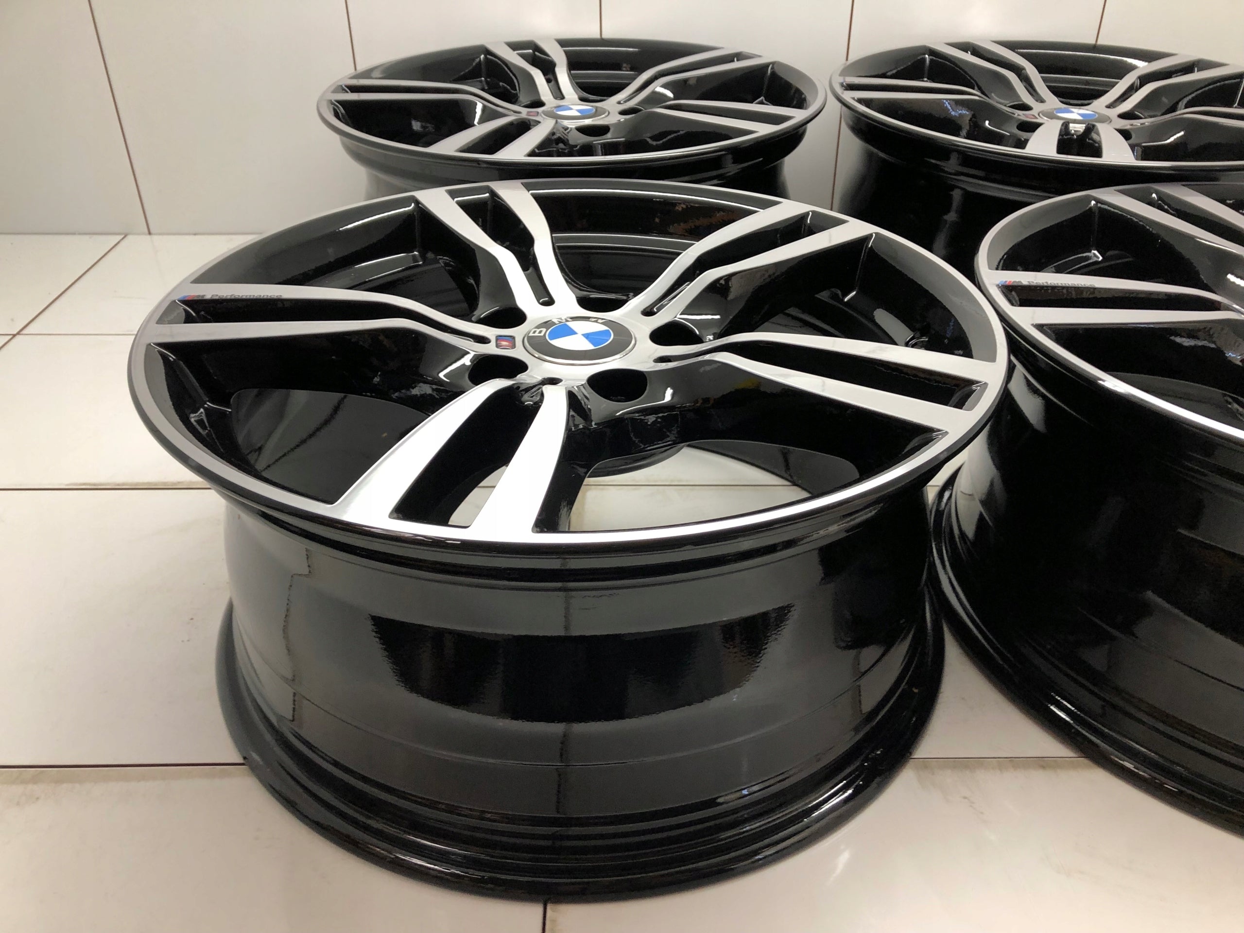 Alu Felge BMW F30 F31 X1 F30 F31 Aluminum rim 18 Zoll 8.0J 5x120