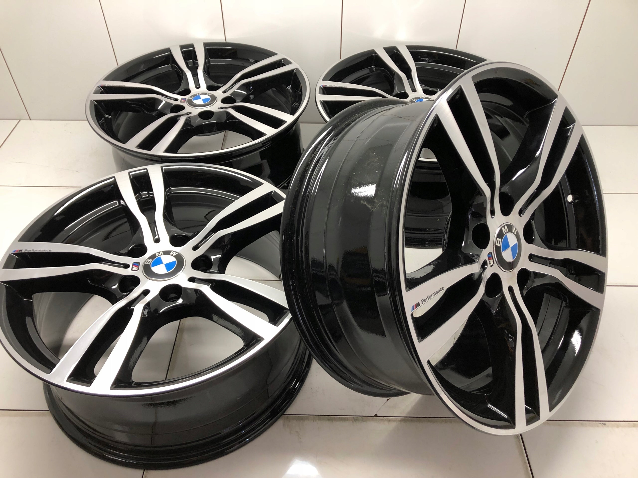 Alu Felge BMW F30 F31 X1 F30 F31 Aluminum rim 18 Zoll 8.0J 5x120