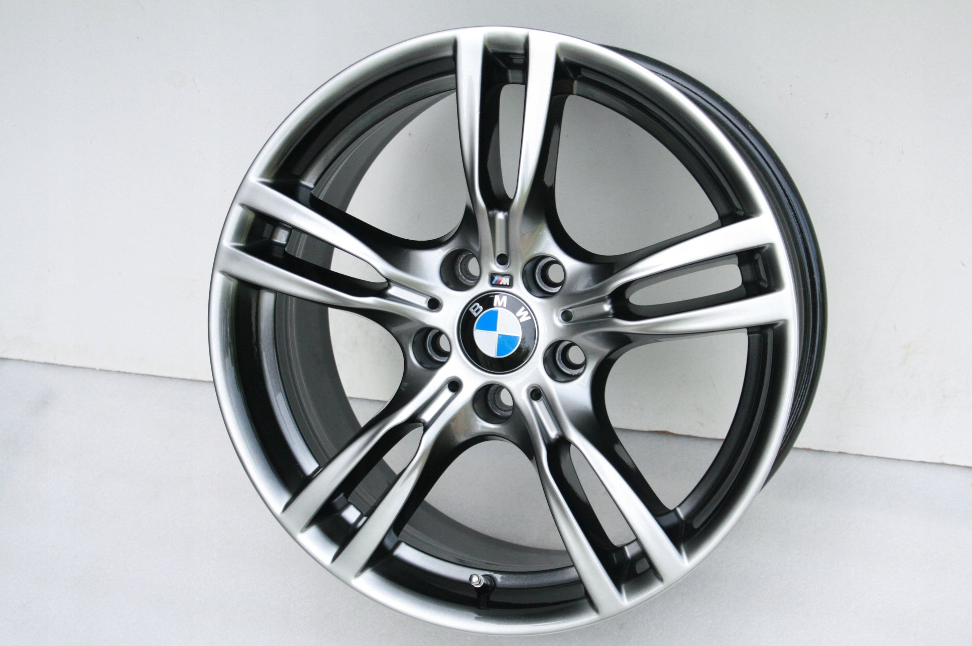 Alu Felge BMW F30 X1 Aluminum rim 18 Zoll 8.0J 5x120 34ET 7845880