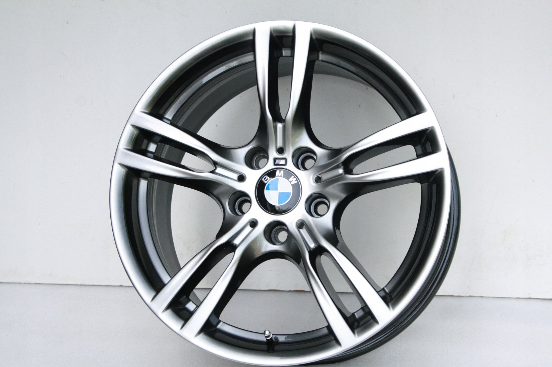 Alu Felge BMW F30 X1 Aluminum rim 18 Zoll 8.0J 5x120 34ET 7845880