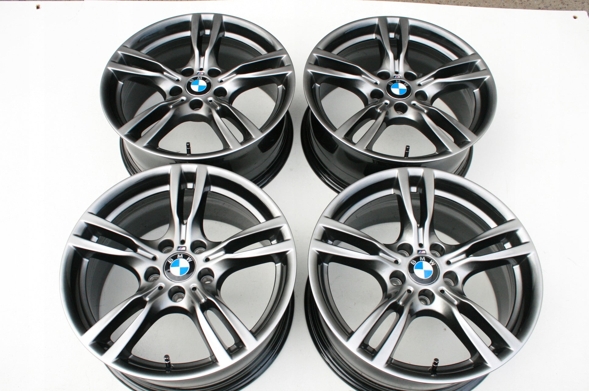 Alu Felge BMW F30 X1 Aluminum rim 18 Zoll 8.0J 5x120 34ET 7845880