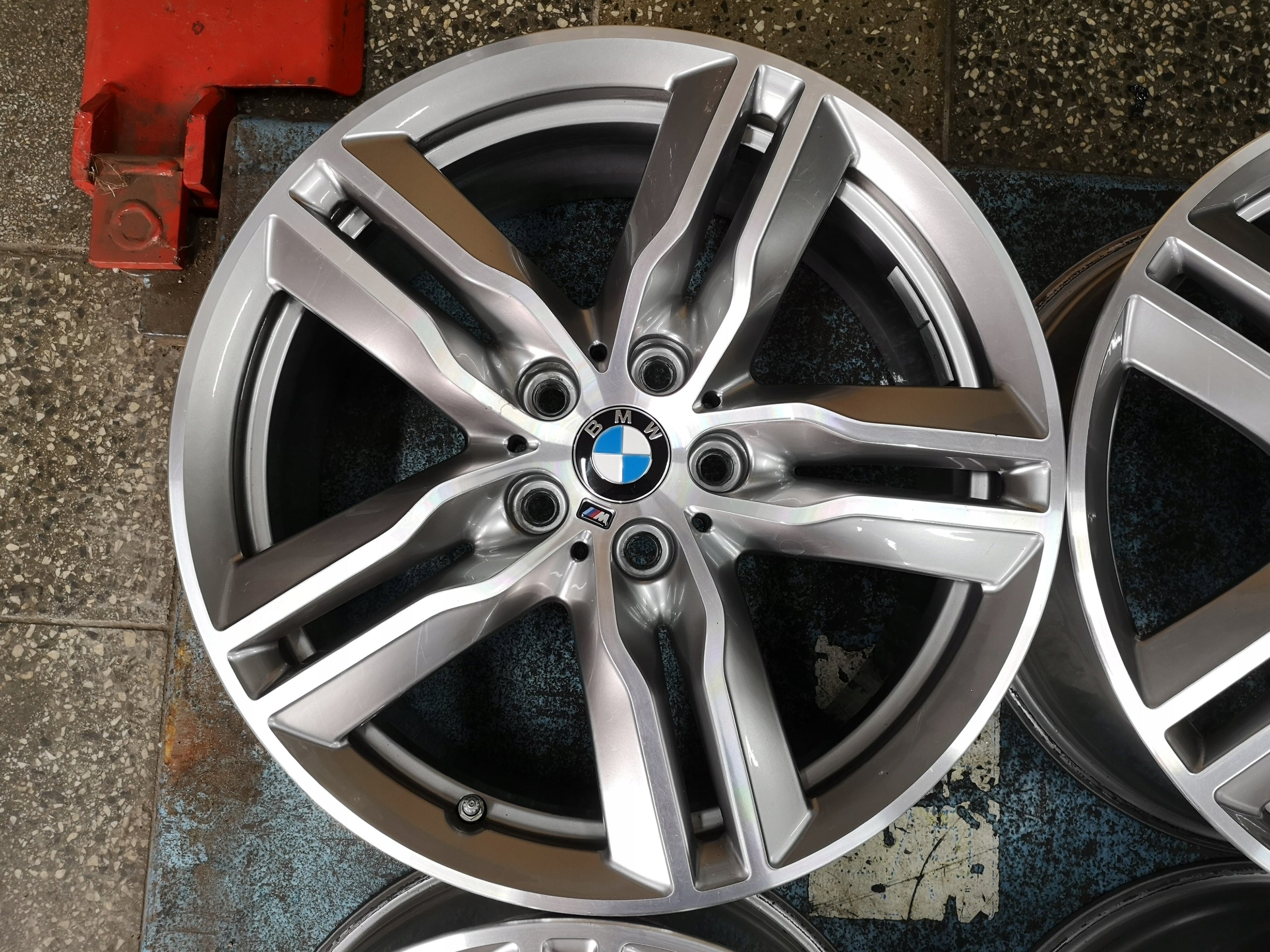 Alu Felge BMW X1 F48 F48 X1 Aluminum rim 18 Zoll 7.5J 5x112 51ET 7850456