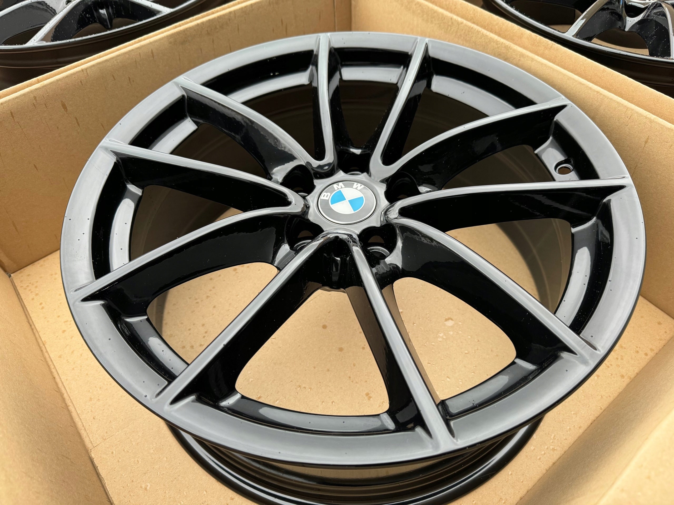 Alu Felge BMW G02 X4 X1 G01 Aluminum rim 18 Zoll 7.0J 5x112 22ET 6880047