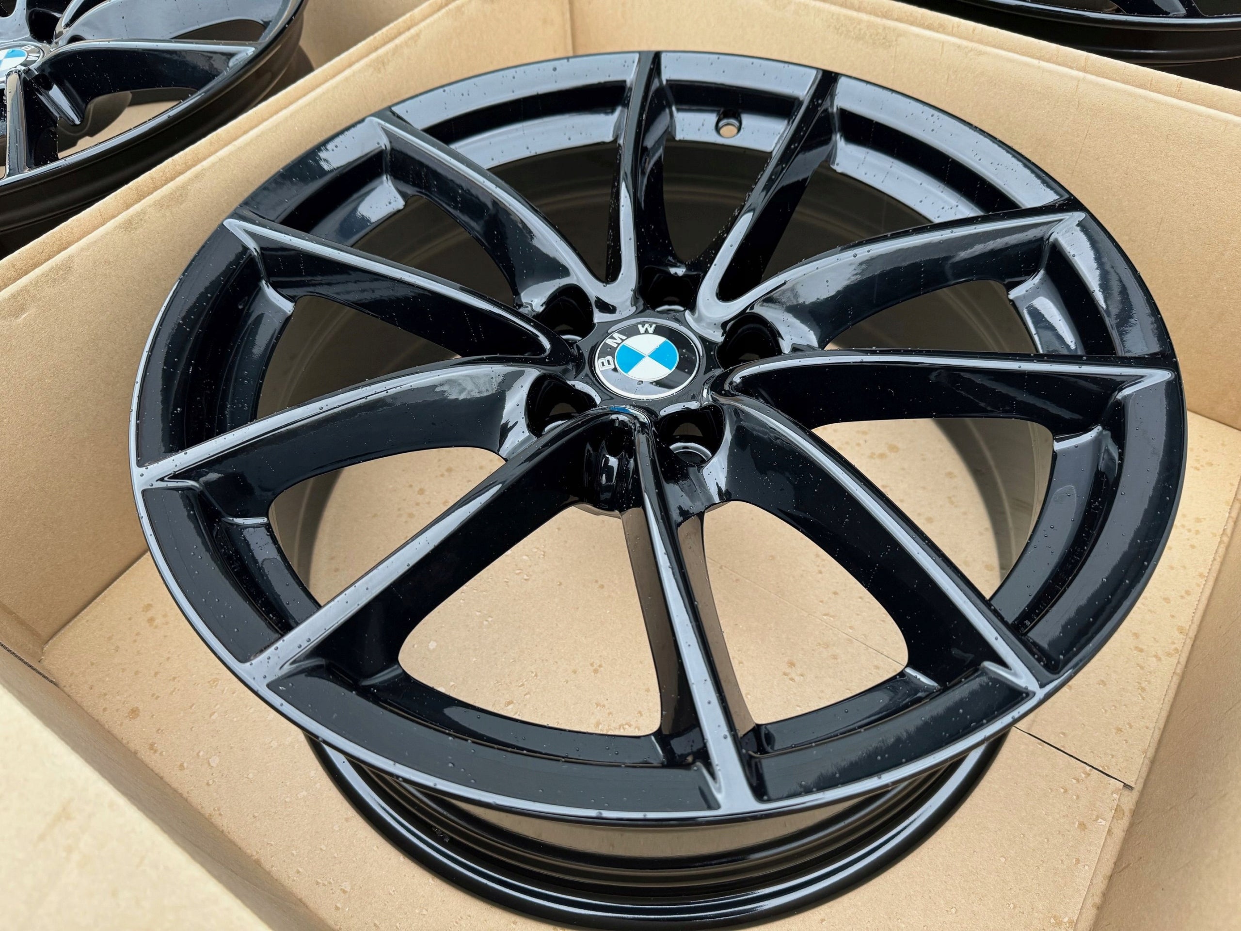 Alu Felge BMW G02 X4 X1 G01 Aluminum rim 18 Zoll 7.0J 5x112 22ET 6880047